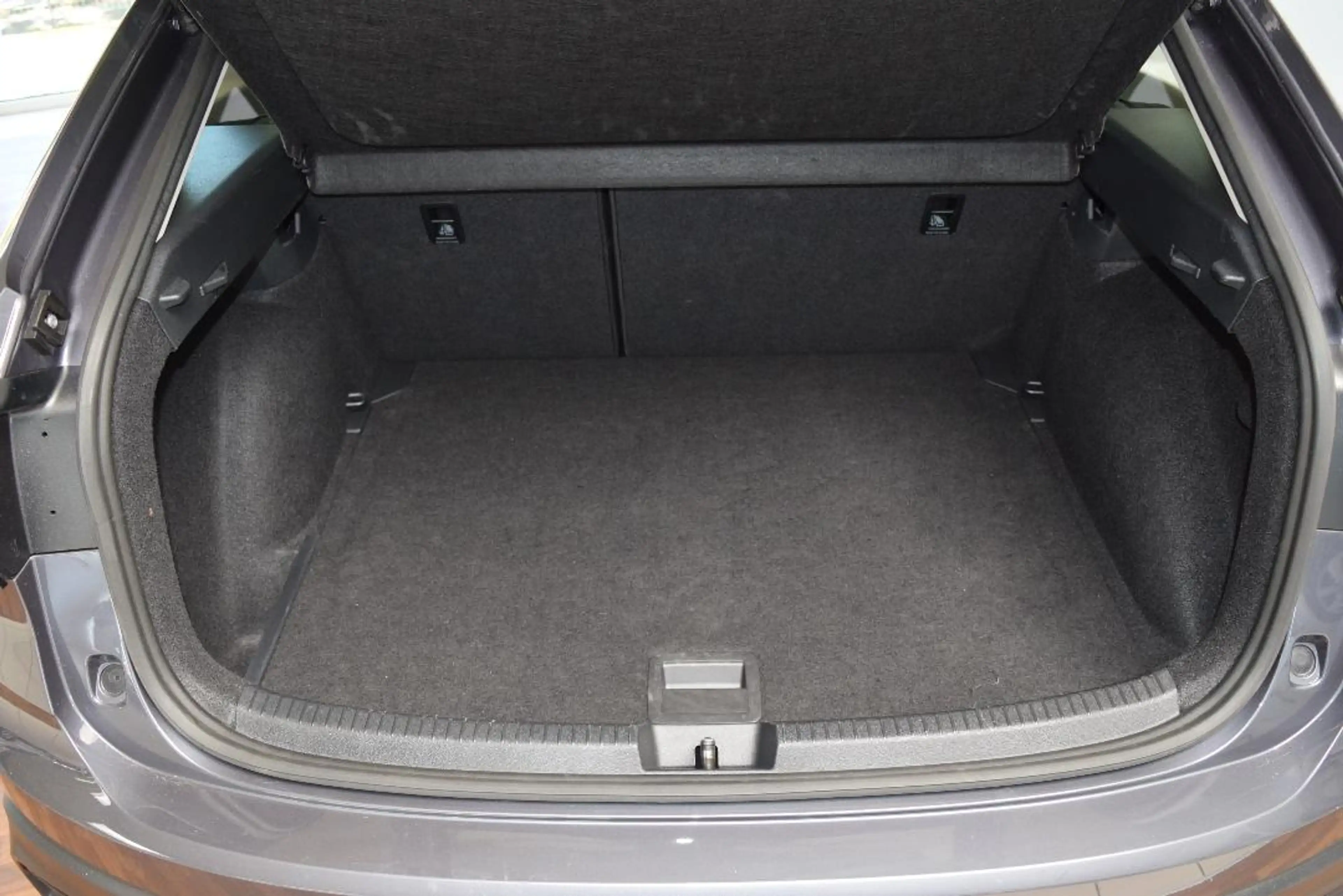 Volkswagen Taigo Life TSI Navi PDC ACC — photo 8