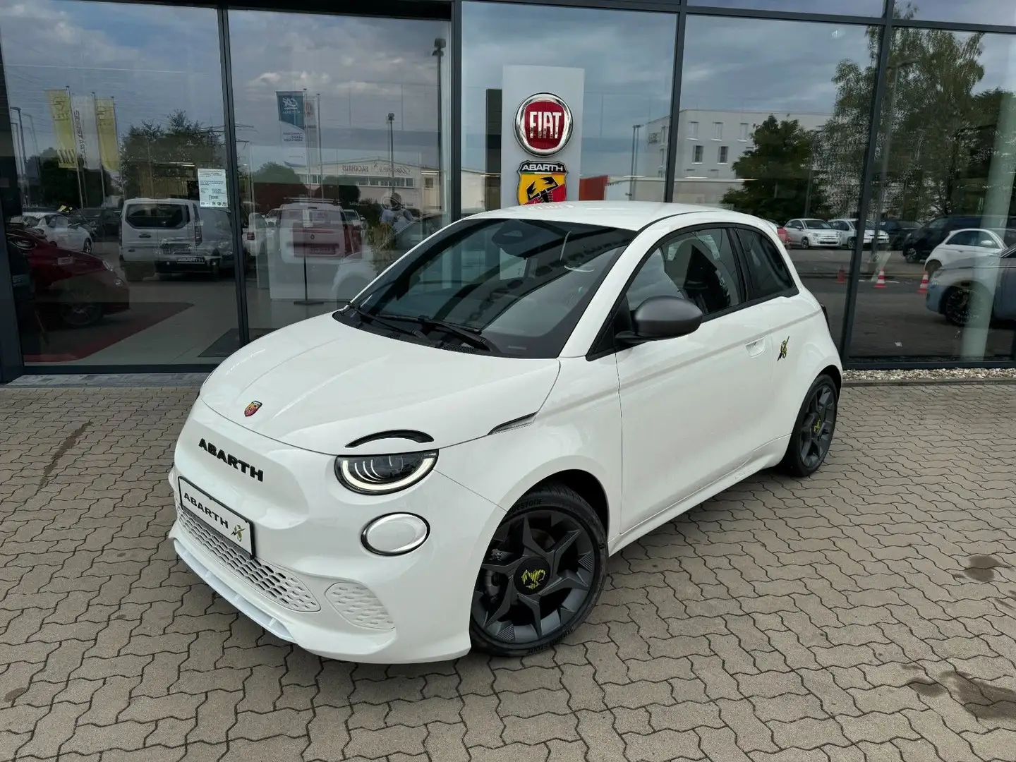 Abarth 500 e Abarth Weiß - 1