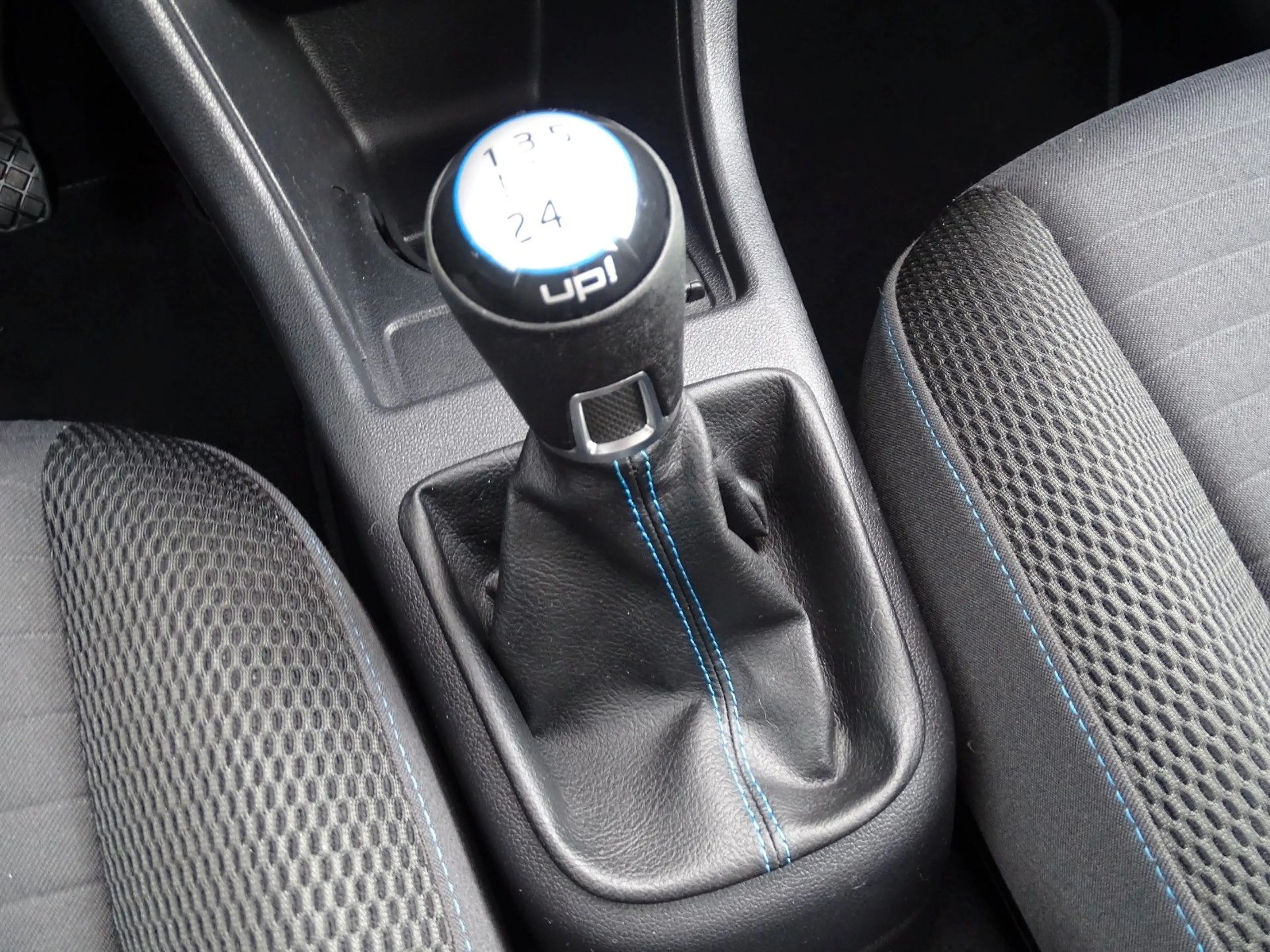 Volkswagen up! cup up! 1.HAND*KLIMA*NAVI*SITZHZG*84Tkm — photo 18