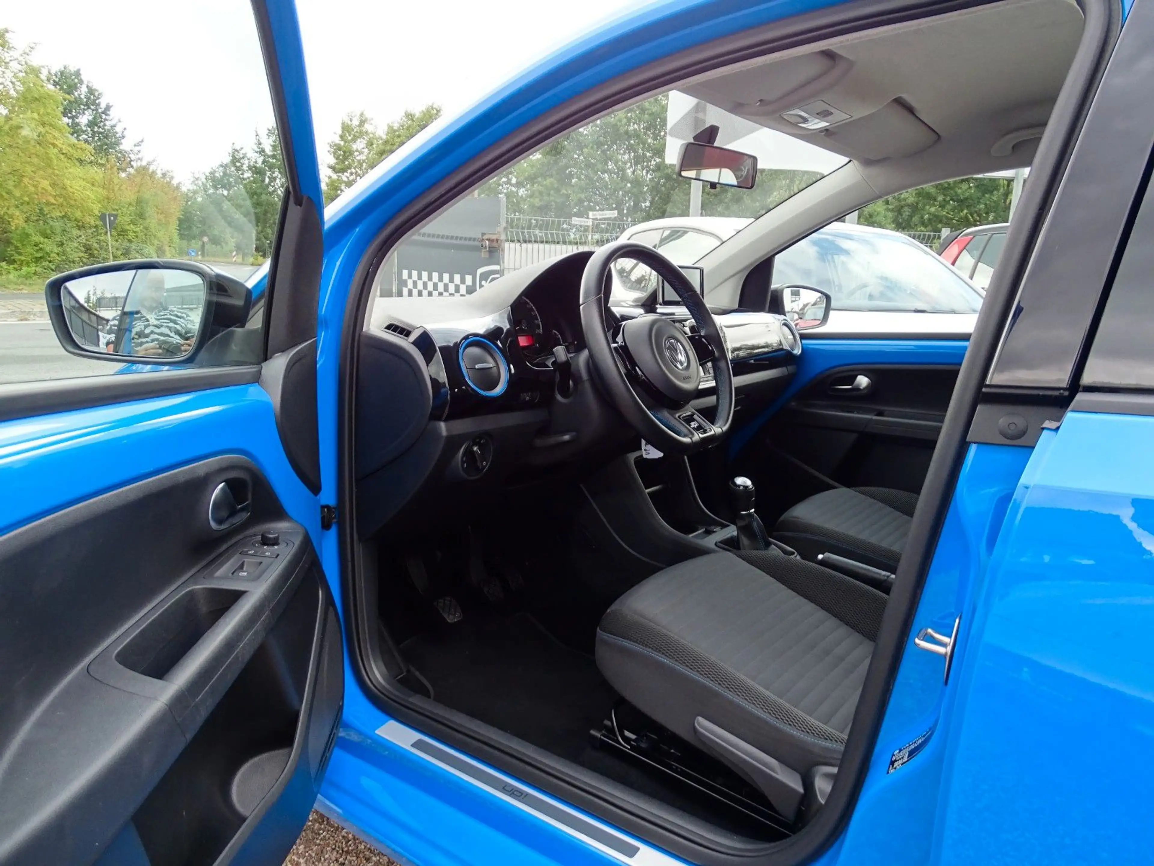 Volkswagen up! cup up! 1.HAND*KLIMA*NAVI*SITZHZG*84Tkm — photo 12