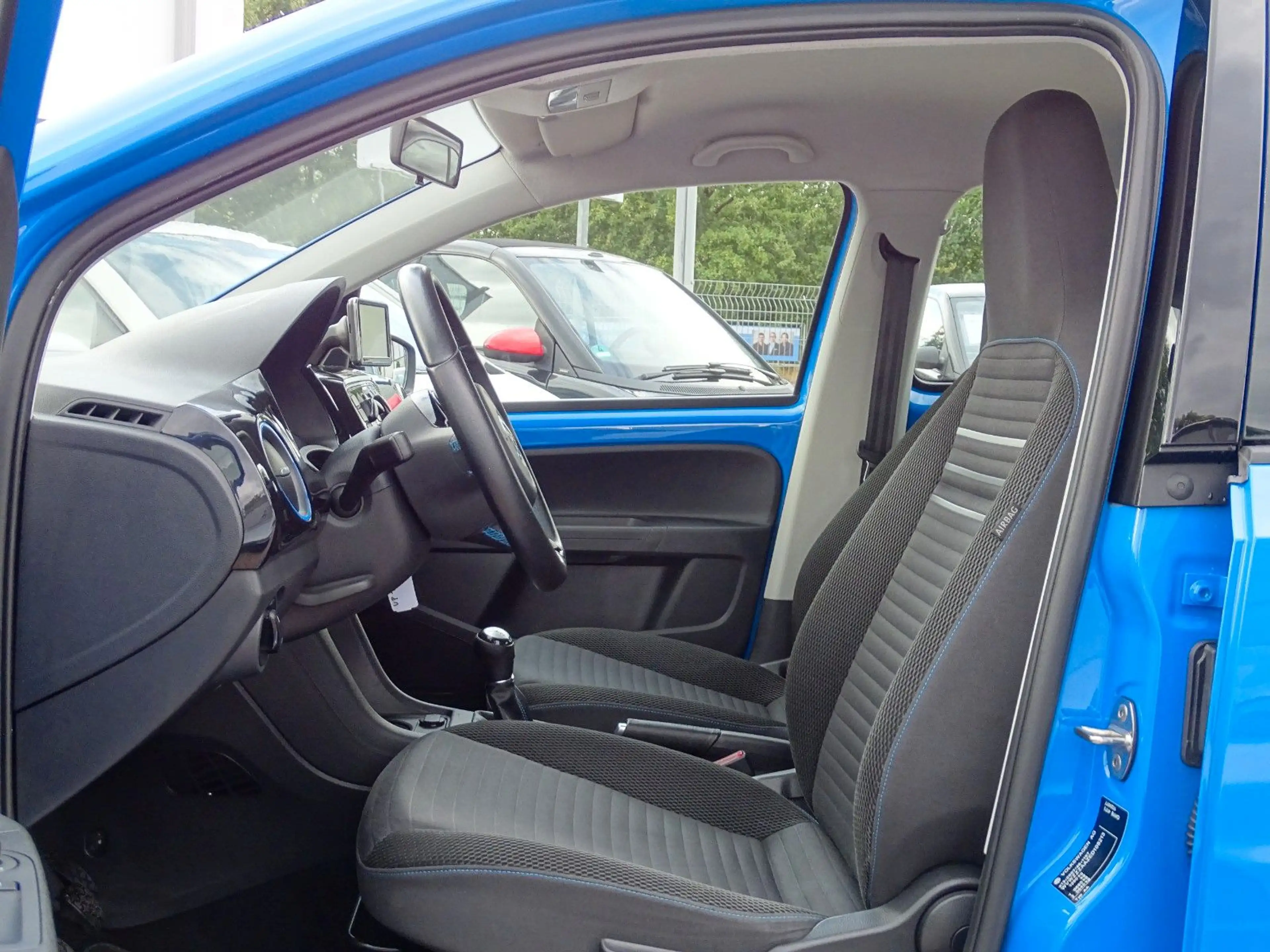 Volkswagen up! cup up! 1.HAND*KLIMA*NAVI*SITZHZG*84Tkm — photo 13