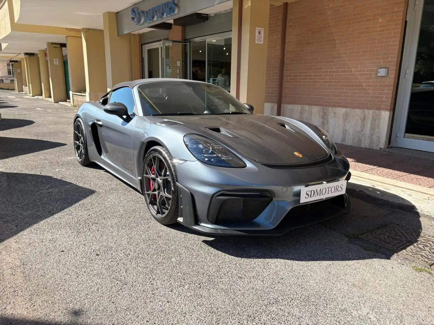 Porsche 718 Spyder RS Weissach 500CV PDK Grigio - 1