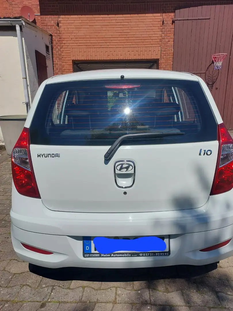 Hyundai i10 i10 1.1 Classic Weiß - 2