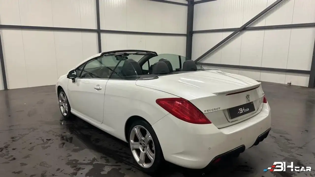 Peugeot 308 308 Coupé-Cabriolet — photo 29