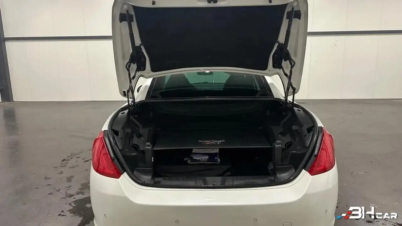 Peugeot 308 308 Coupé-Cabriolet — photo 27