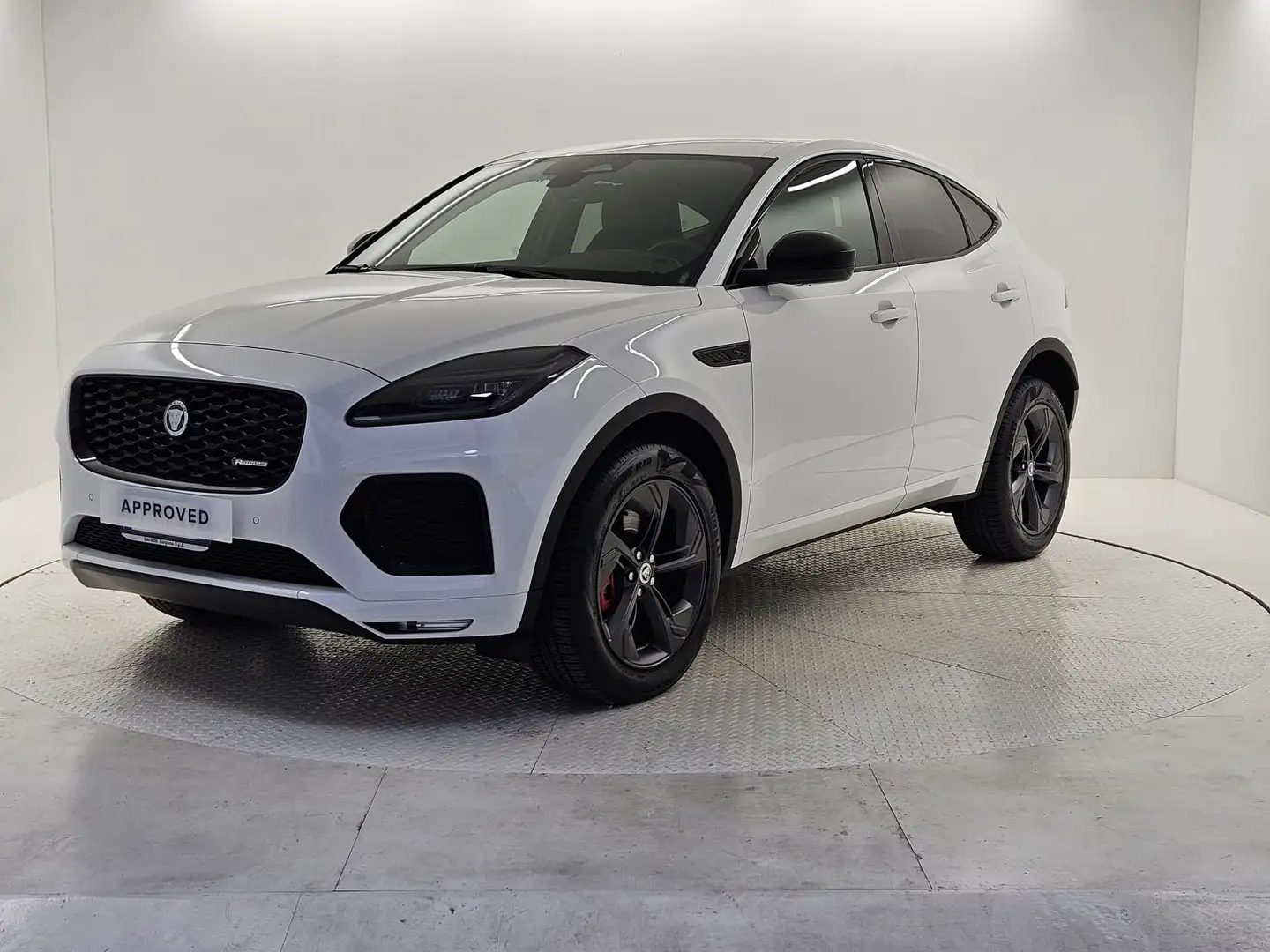 Jaguar E-Pace 2.0D I4 163 CV AWD Auto R-Dynamic SE Bianco - 1