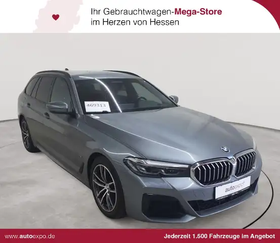 BMW 530 530i Touring Aut. M-SPORT KAM LED
