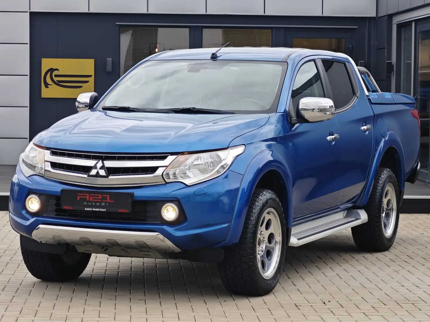 Mitsubishi L200 2.4 DI-D Plus Doppelkabine 4WD AHK Kamera Bleu - 1