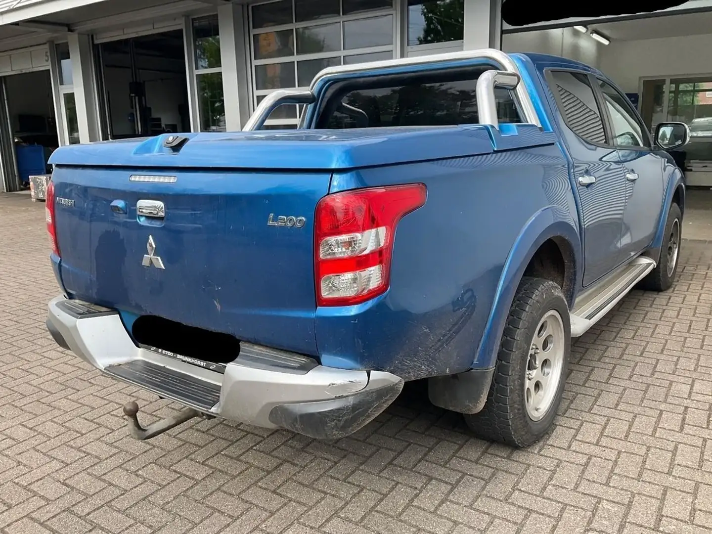 Mitsubishi L200 2.4 DI-D Plus Doppelkabine 4WD AHK Kamera Bleu - 2