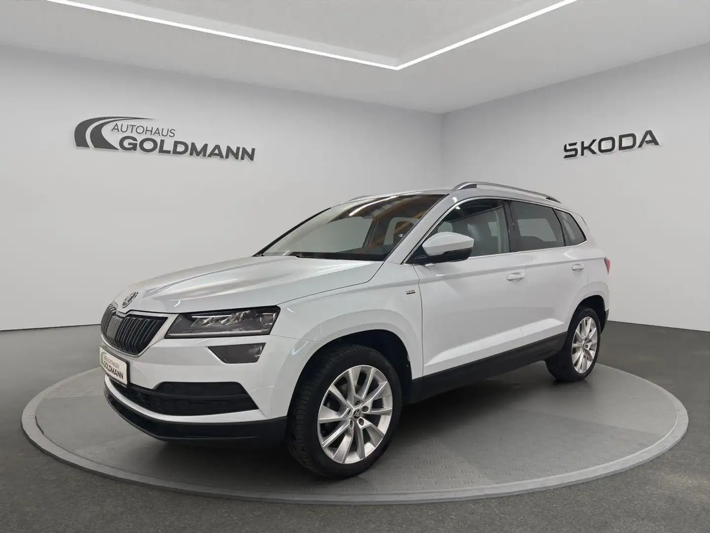 Skoda Karoq Clever 1,5 TSI 110 kW AHK Weiß - 1