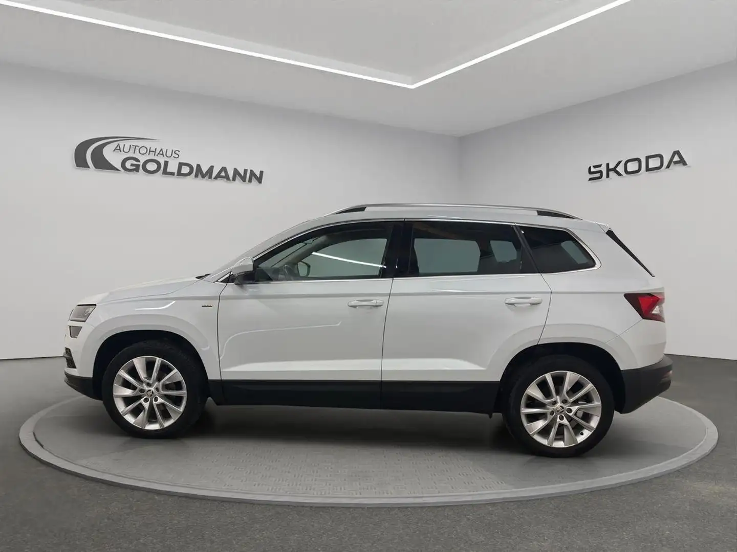 Skoda Karoq Clever 1,5 TSI 110 kW AHK Weiß - 2