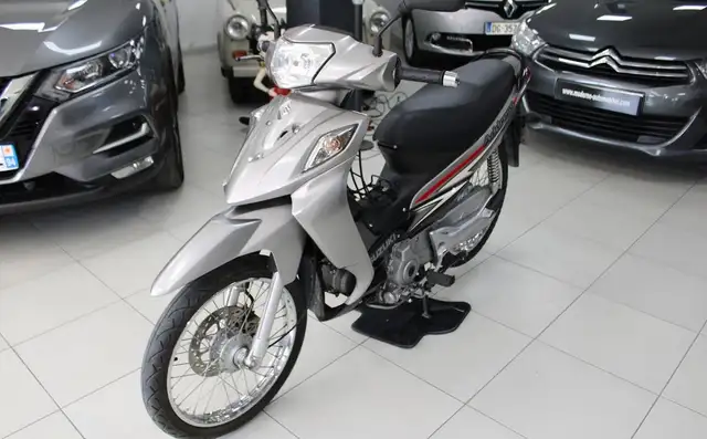 Suzuki Across ADRESS 125I