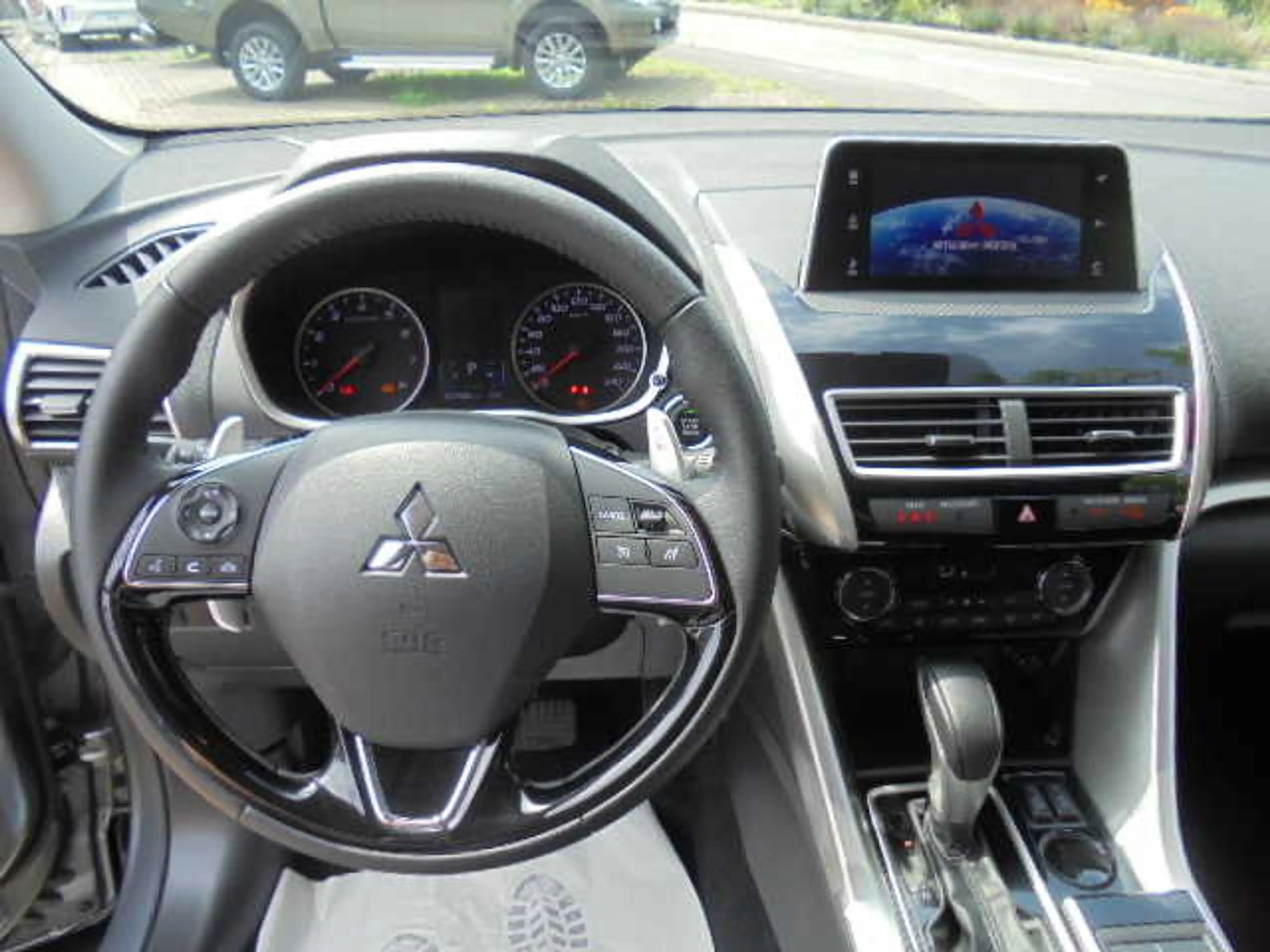 Mitsubishi Eclipse Cross PLUS 1.5 T-MIVEC 2WD CVT — photo 5