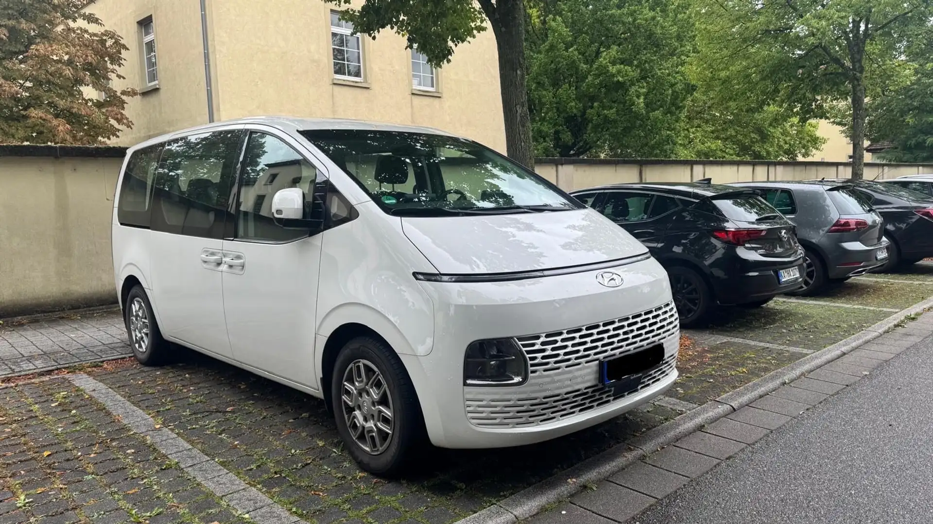Hyundai STARIA 2.2 CRDi Trend ++ neuwertig ++ 9 Sitzer ++ Blanco - 1