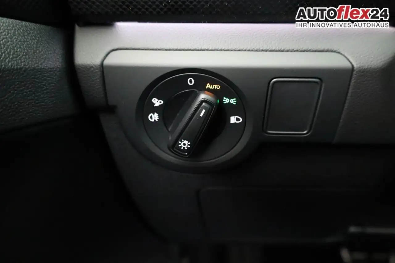 Volkswagen T-Cross 1.5 TSI 110 kW R-Line DSG R-Line, AHK, IQ.Light... 8