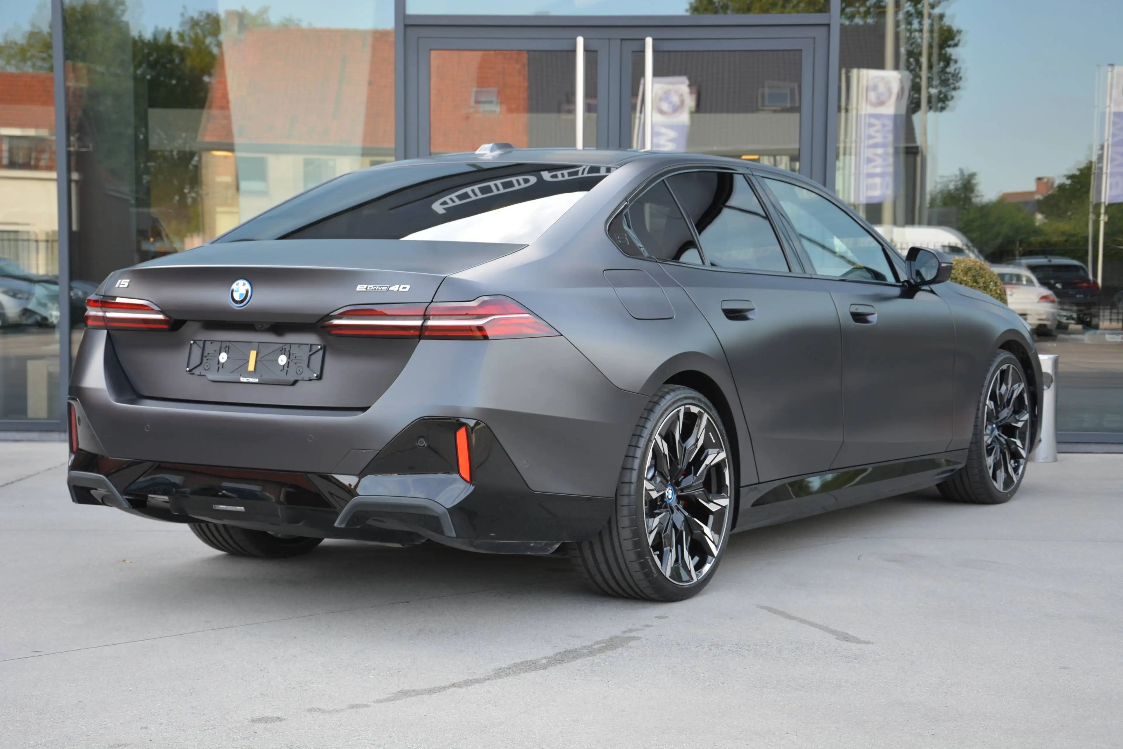 BMW i5 eDrive40 M Sport Pro/Frozen Deep Grey/HUD/ACC/360°cam — photo 5