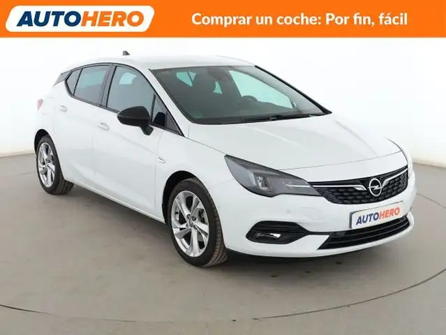Opel Astra view 8