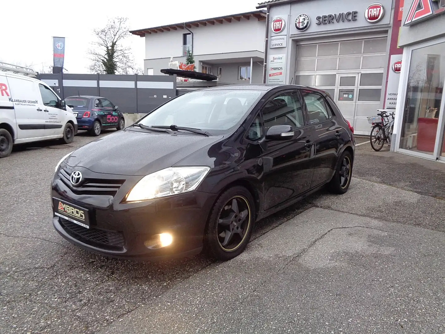 Toyota Auris 1,4 D-4D 90 DPF High Eco Negro - 1