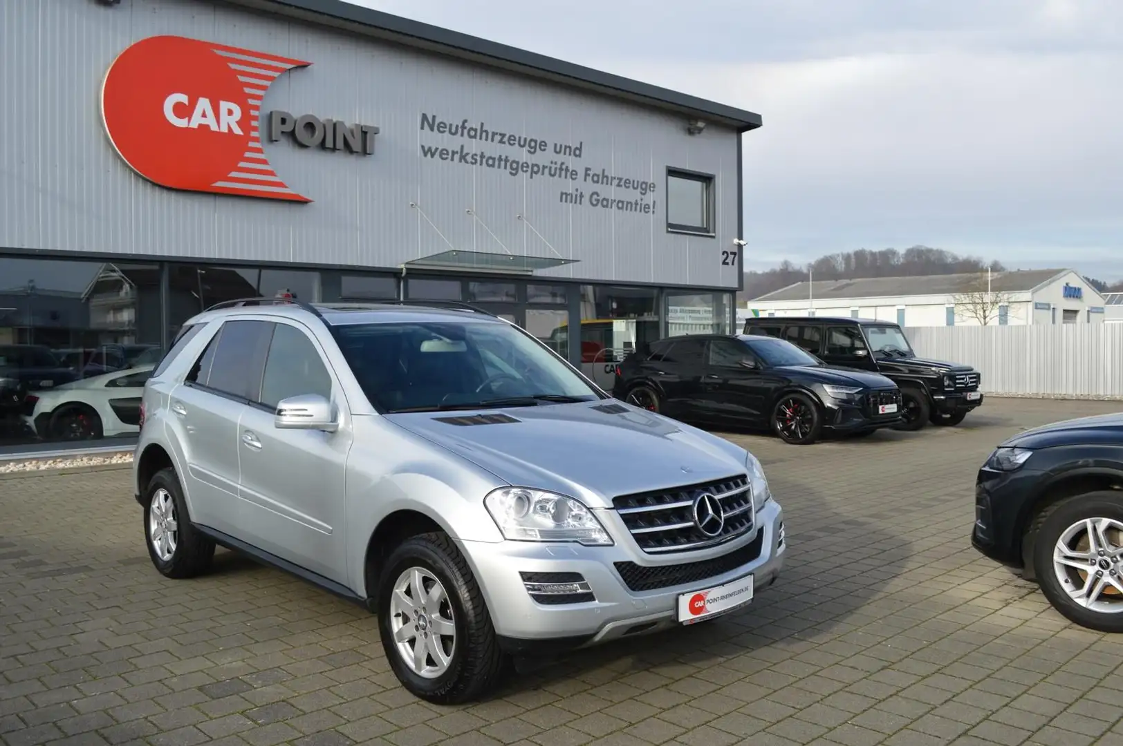 Mercedes-Benz ML 350 CDI 4Matic *Navi*AHK*Leder*Bi-Xenon* Silber - 1