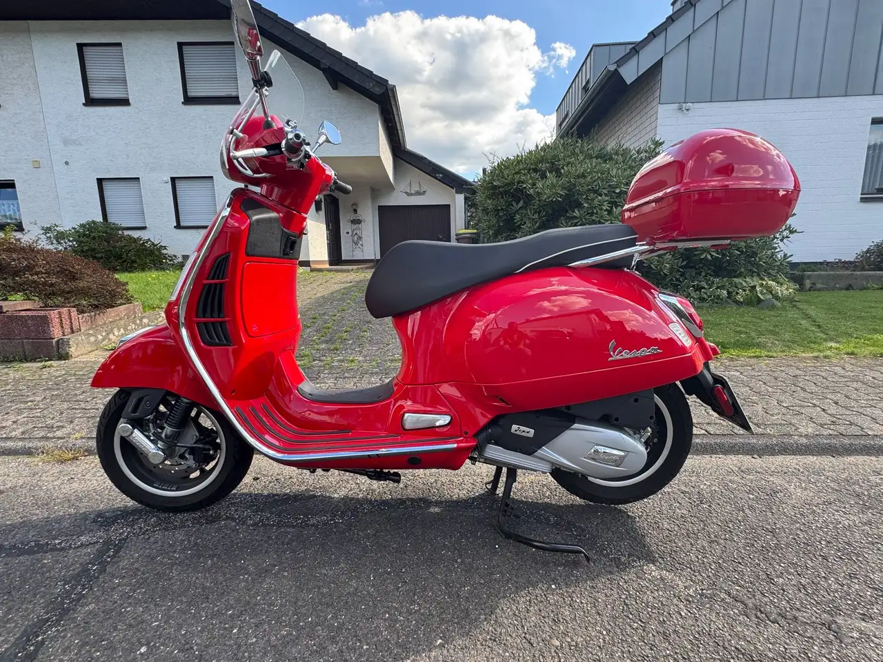 Vespa GTS 125