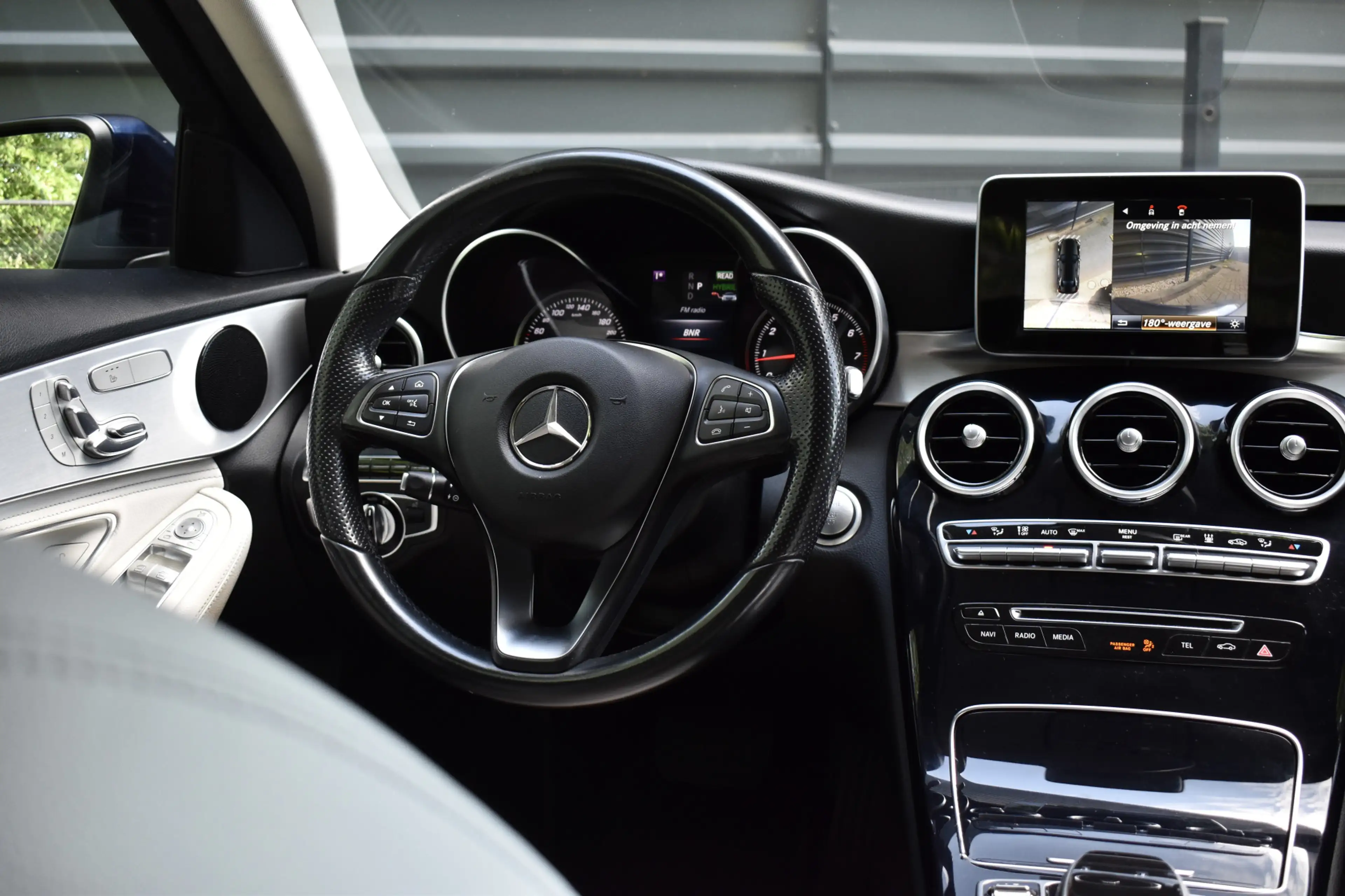 Mercedes-Benz C 350 e | Luchtvering | Trekhaak | 360 Camera | Memory S — photo 5