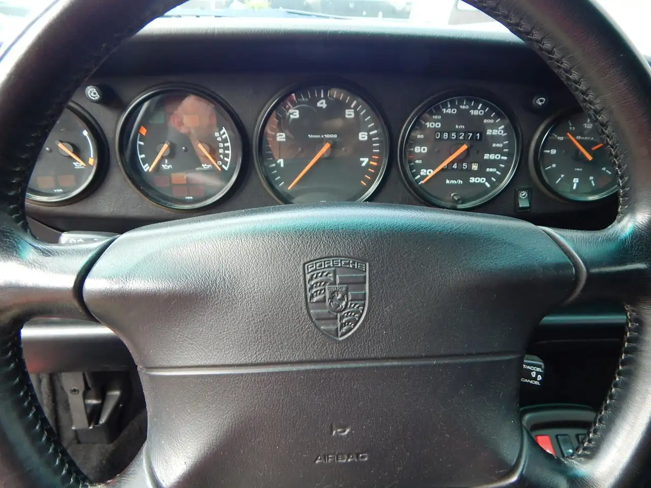 Porsche 993 Cabrio Wertgutachten: 93.000,-€, foto 10