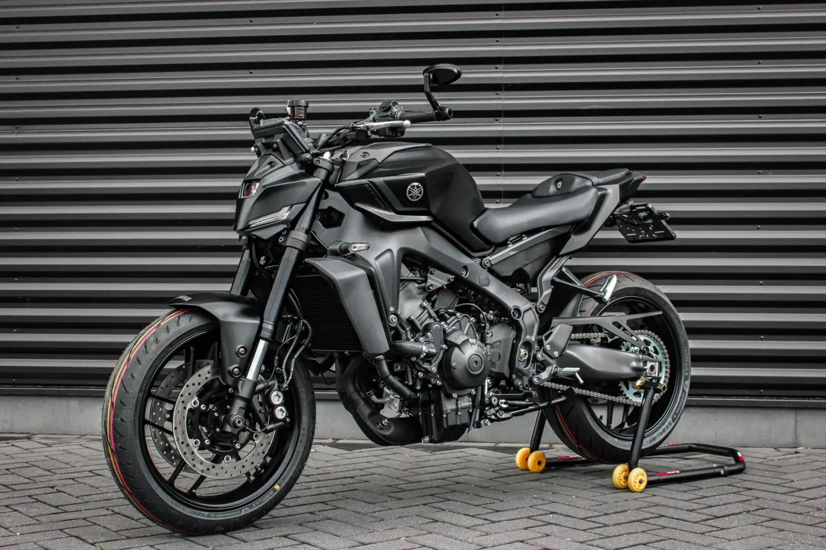 Yamaha MT-09 Tour ABS 119PK 2025 NEW UIT VOORRAAD / COMPLETE DO Чорний - 1