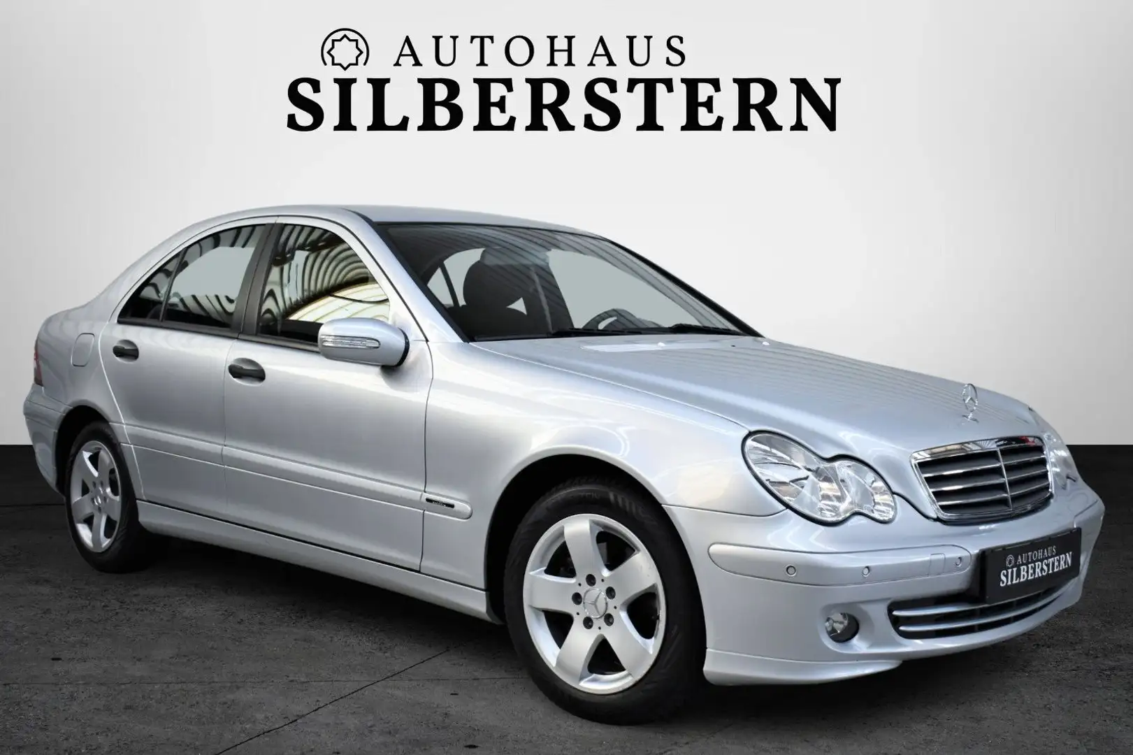 Mercedes-Benz C 180 K.+Klima+Sitzheizung+PDC+Tempomat Silber - 1
