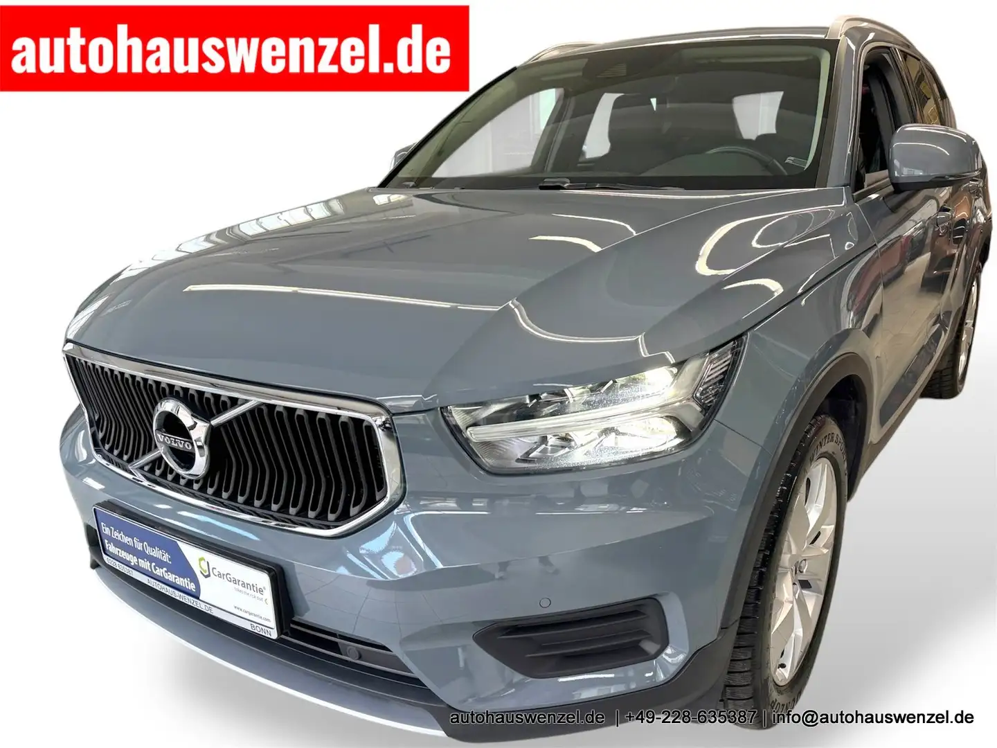 Volvo XC40 T3 6-Gang Momentum  NAVI LED AHK SITZHZG  KAMERA Gris - 1