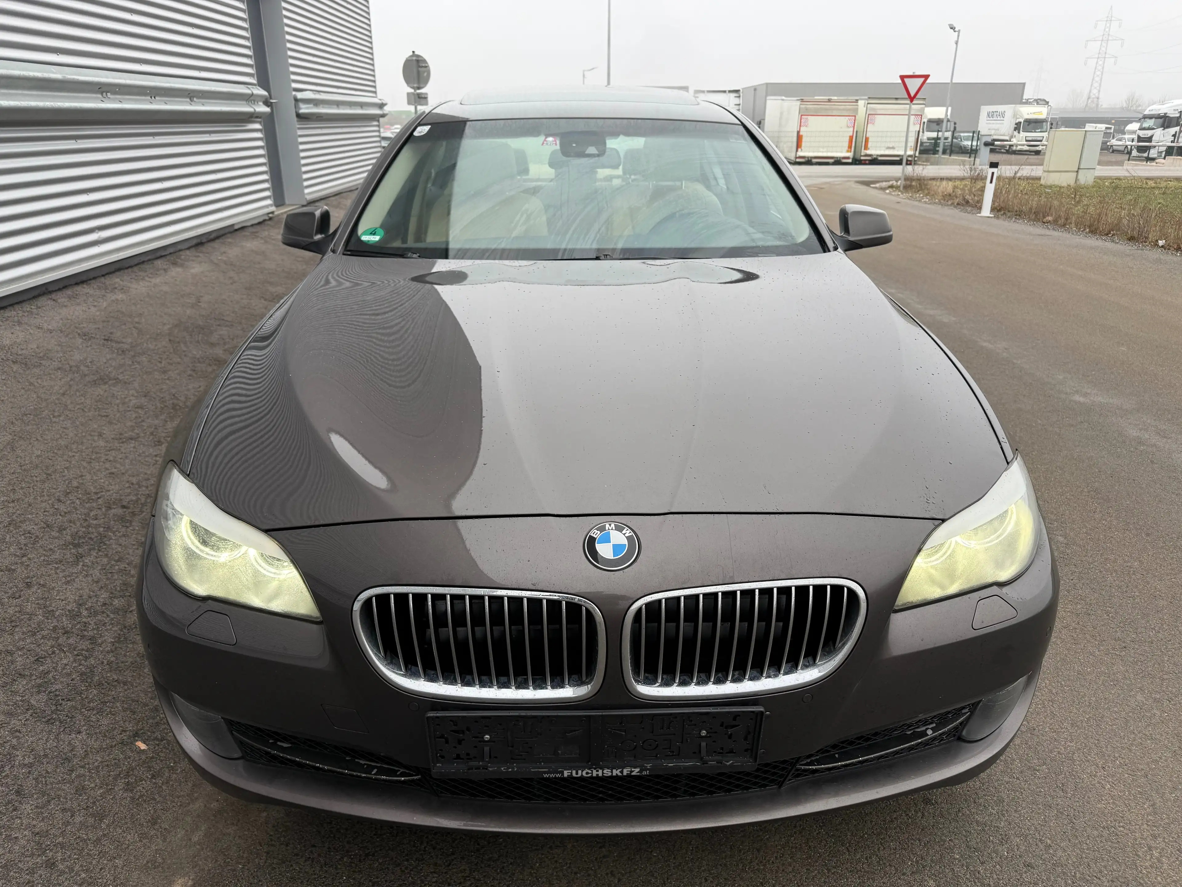 BMW 523 i Aut. ID:10 — photo 3