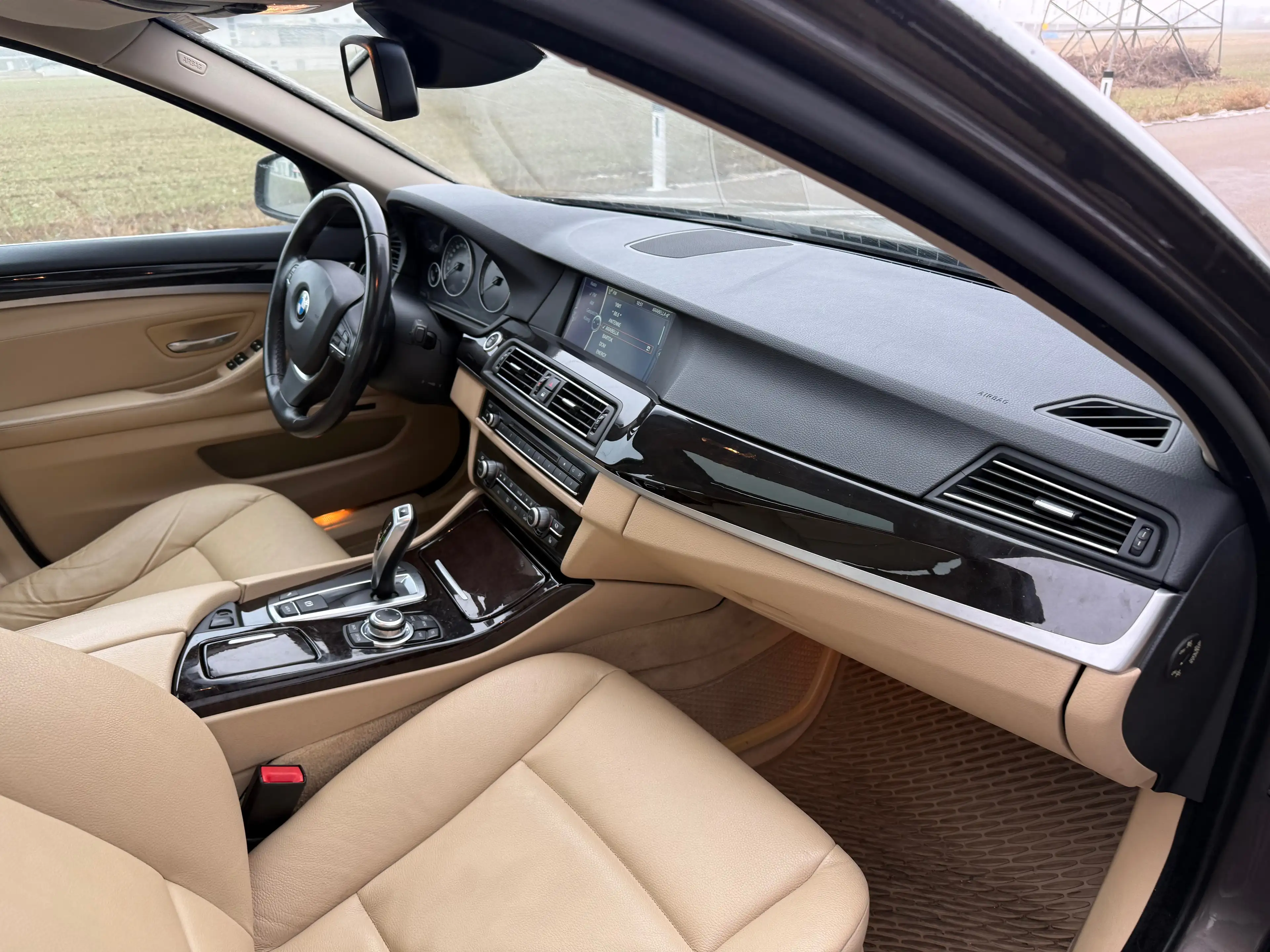 BMW 523 i Aut. ID:10 — photo 8