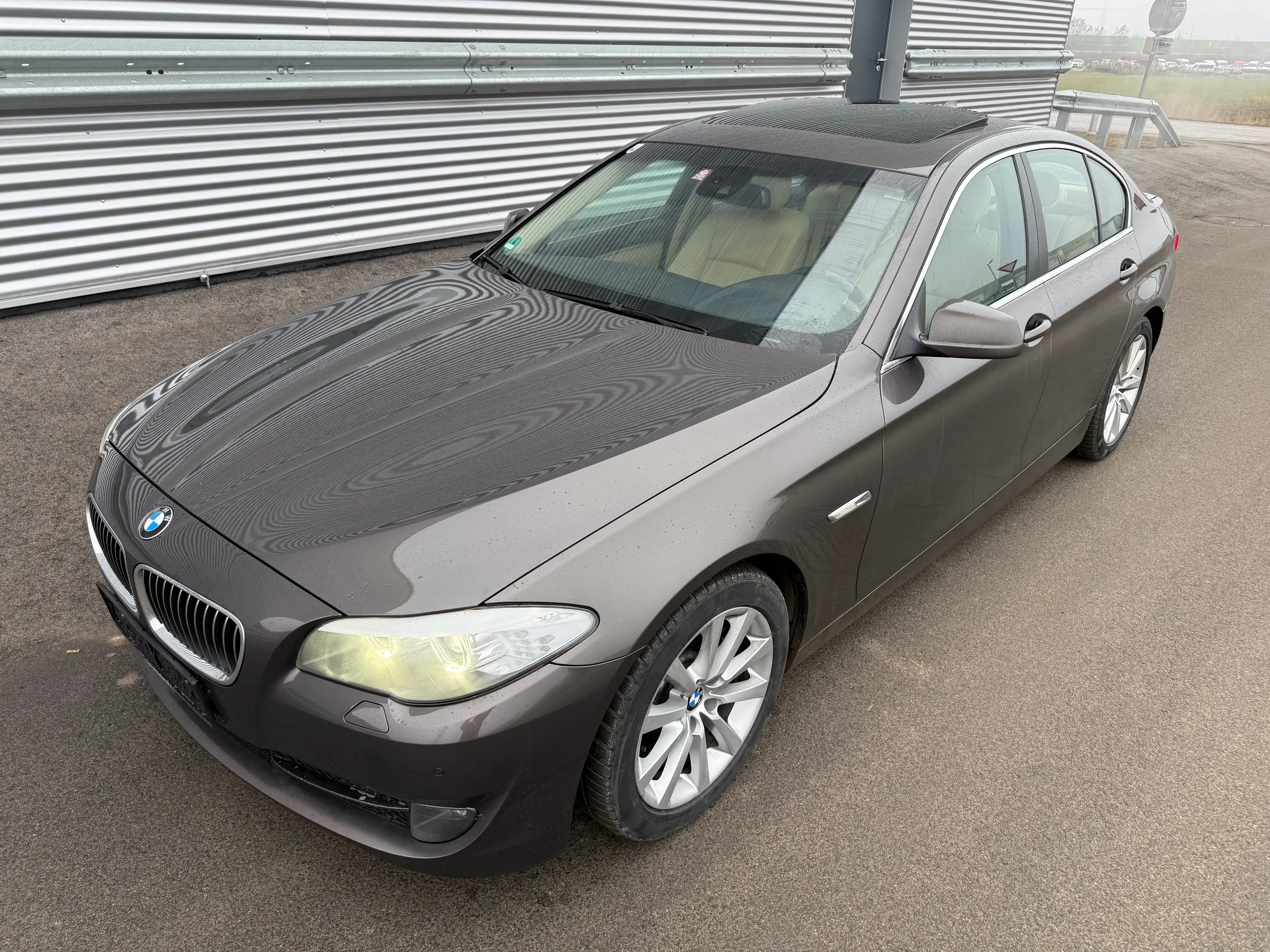 BMW 523 i Aut. ID:10