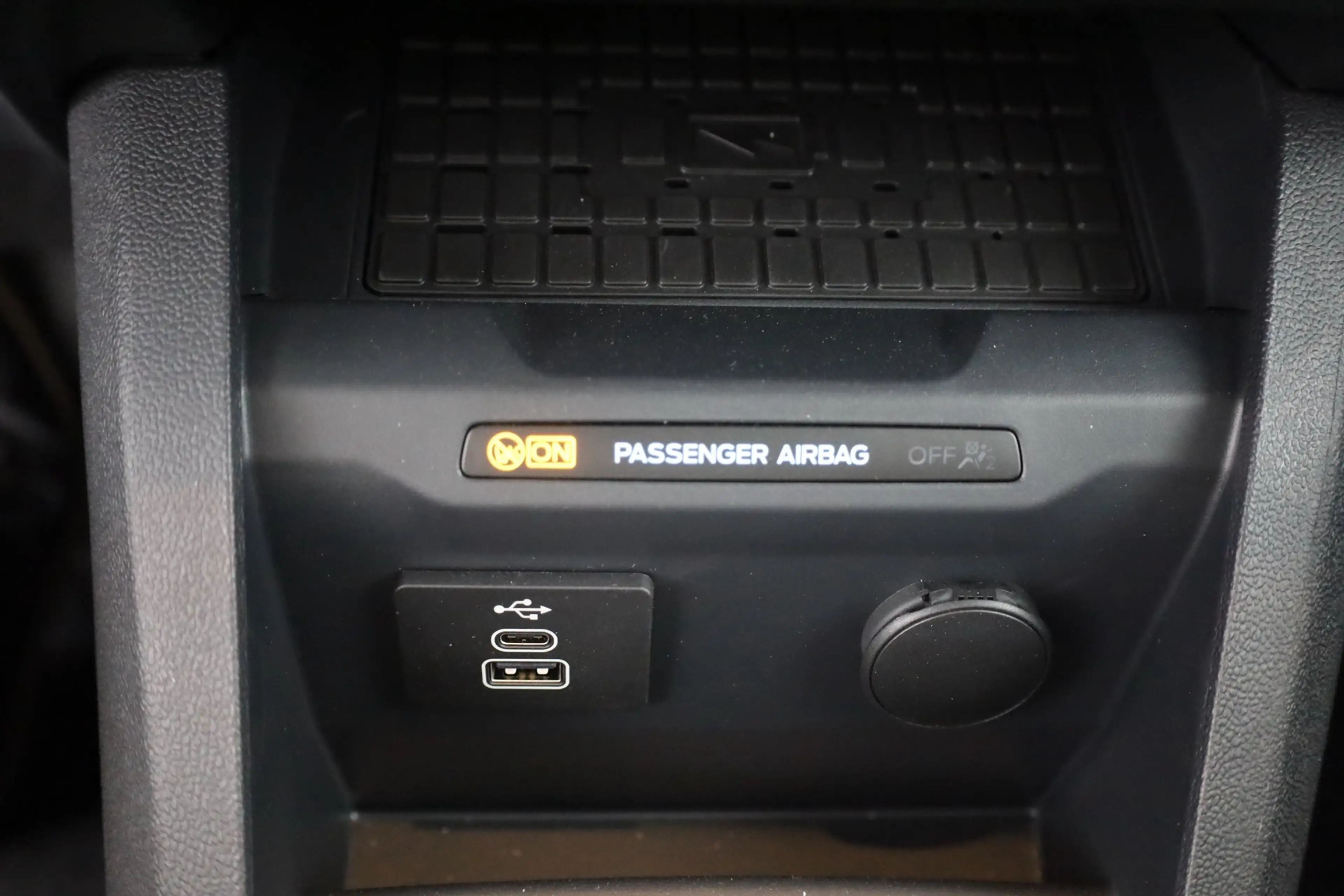 Ford Tourneo Courier Active 1.0 EB Aut. Navi Kamera AHK — photo 13