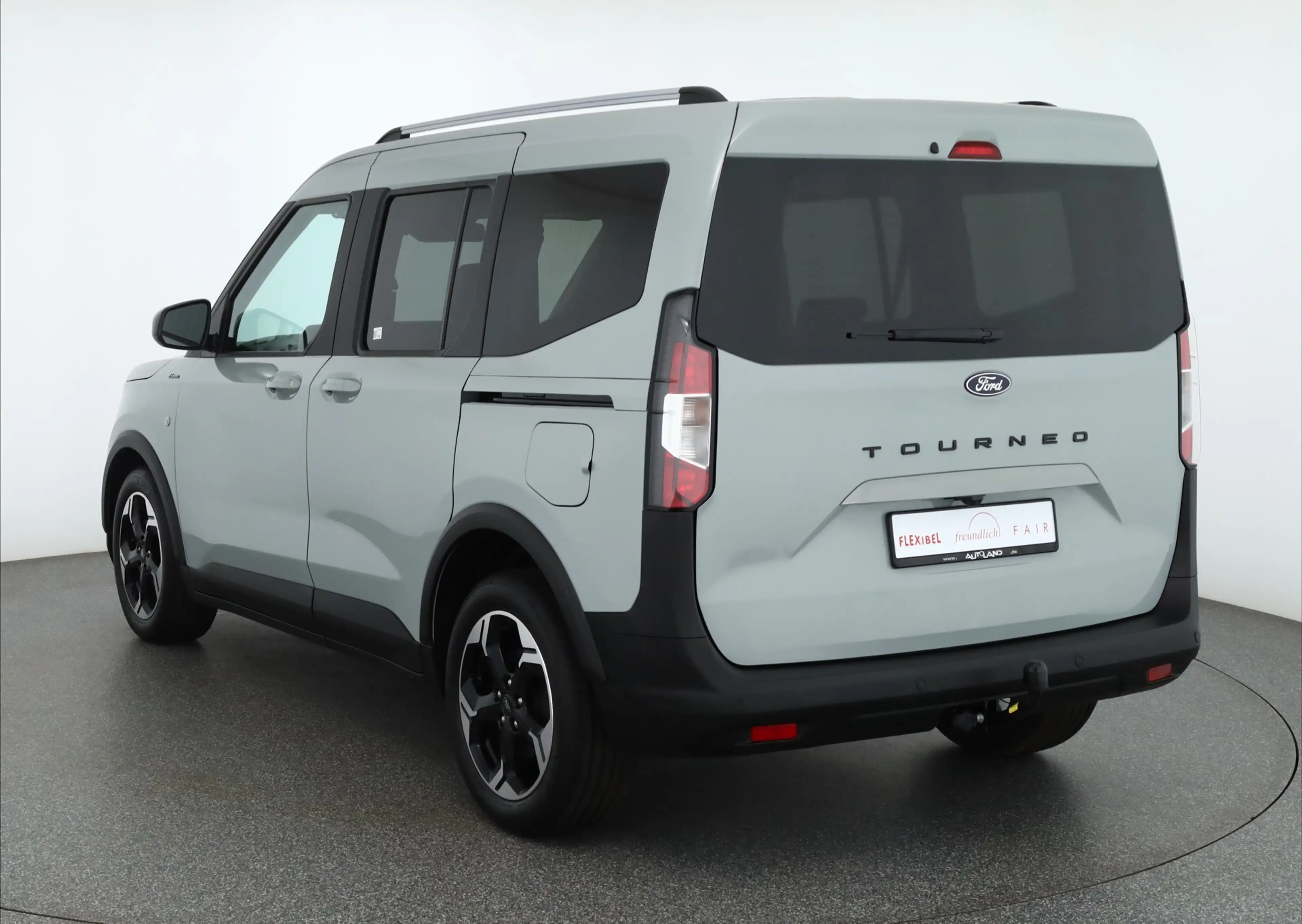 Ford Tourneo Courier Active 1.0 EB Aut. Navi Kamera AHK — photo 3