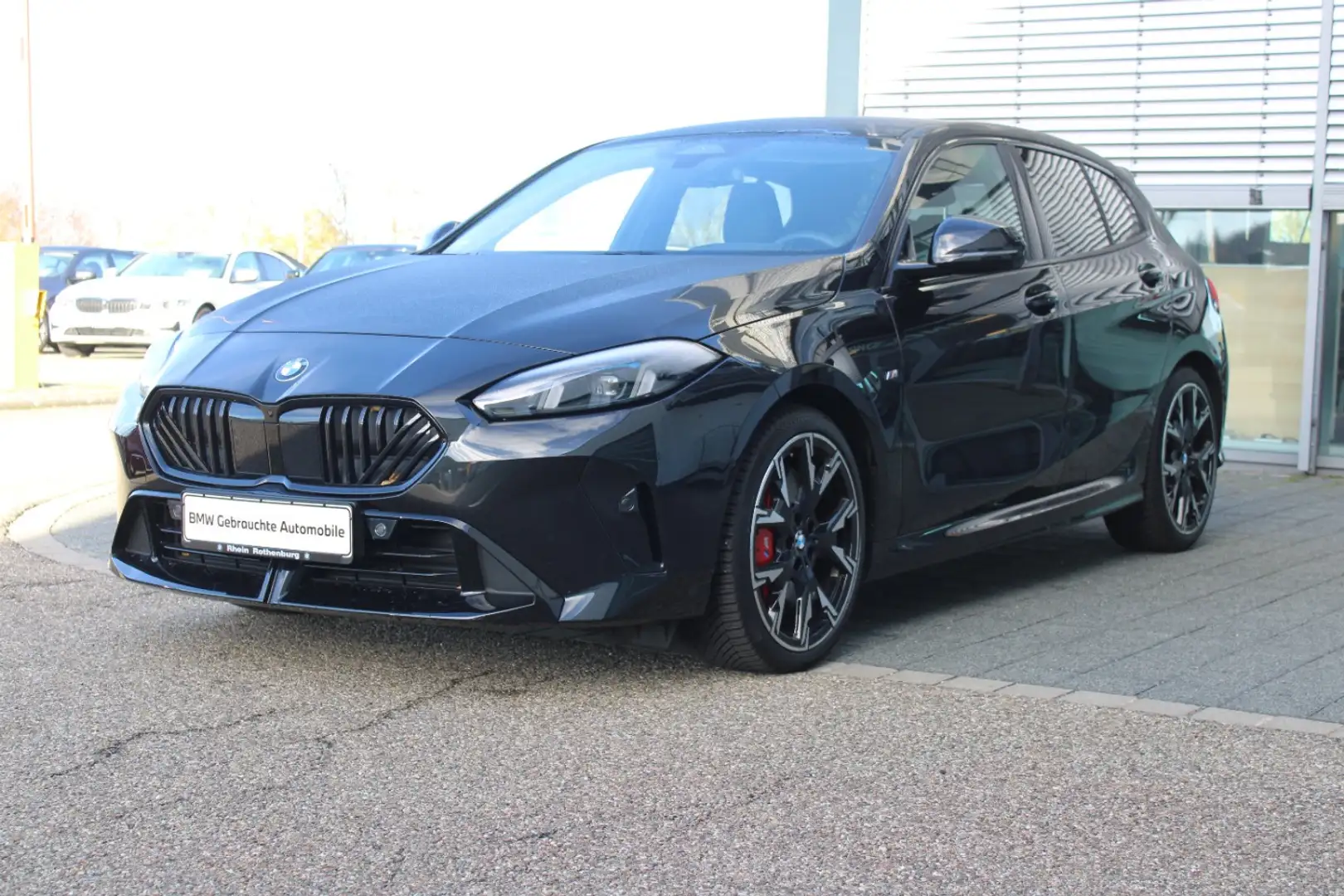 BMW 120 5-Türer M Sport pro Navi HeadUp Cam Harman Schwarz - 1