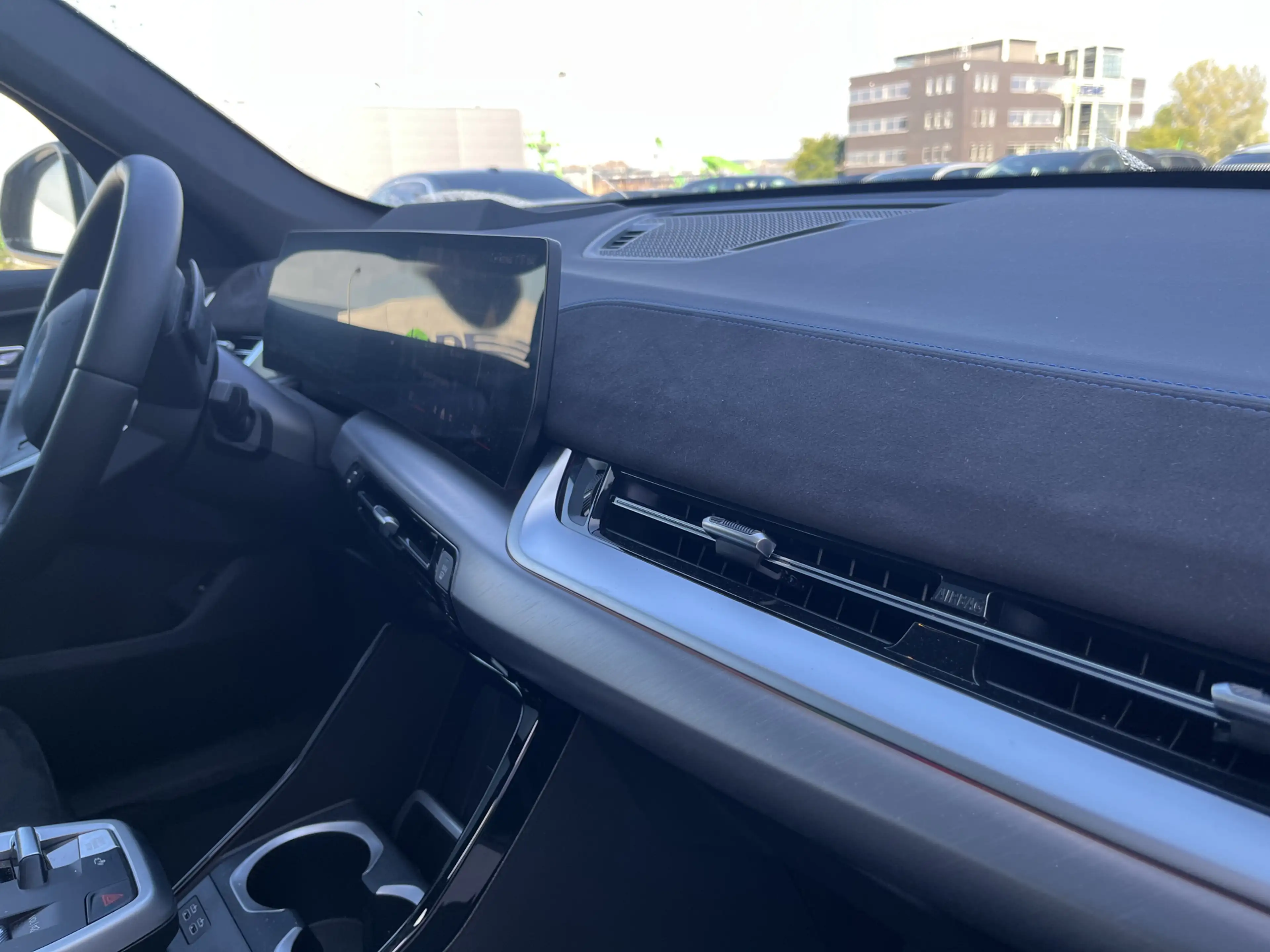 BMW X1 xDrive25e | M-Sport Pro | 20 inch | Panoramadak | — photo 10