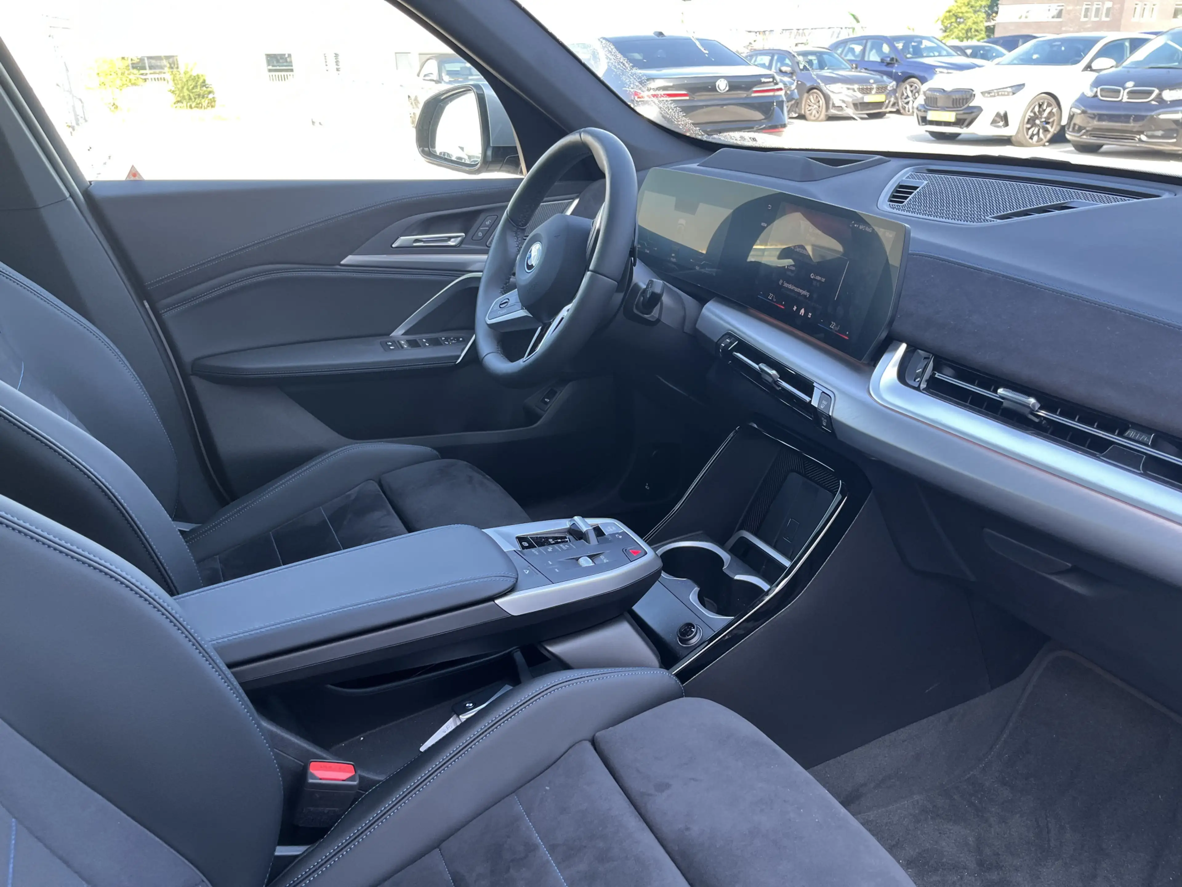 BMW X1 xDrive25e | M-Sport Pro | 20 inch | Panoramadak | — photo 7