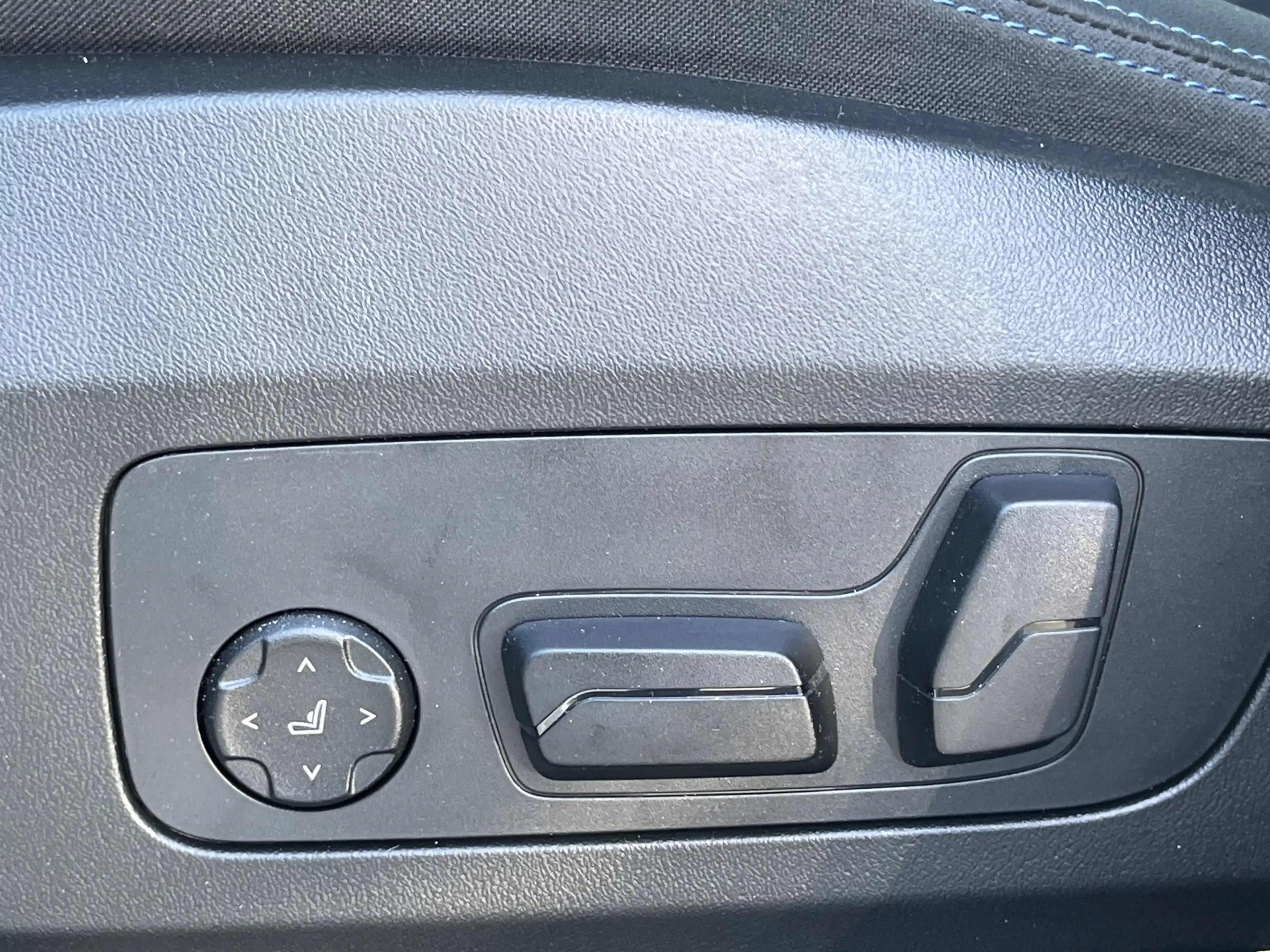 BMW X1 xDrive25e | M-Sport Pro | 20 inch | Panoramadak | — photo 14