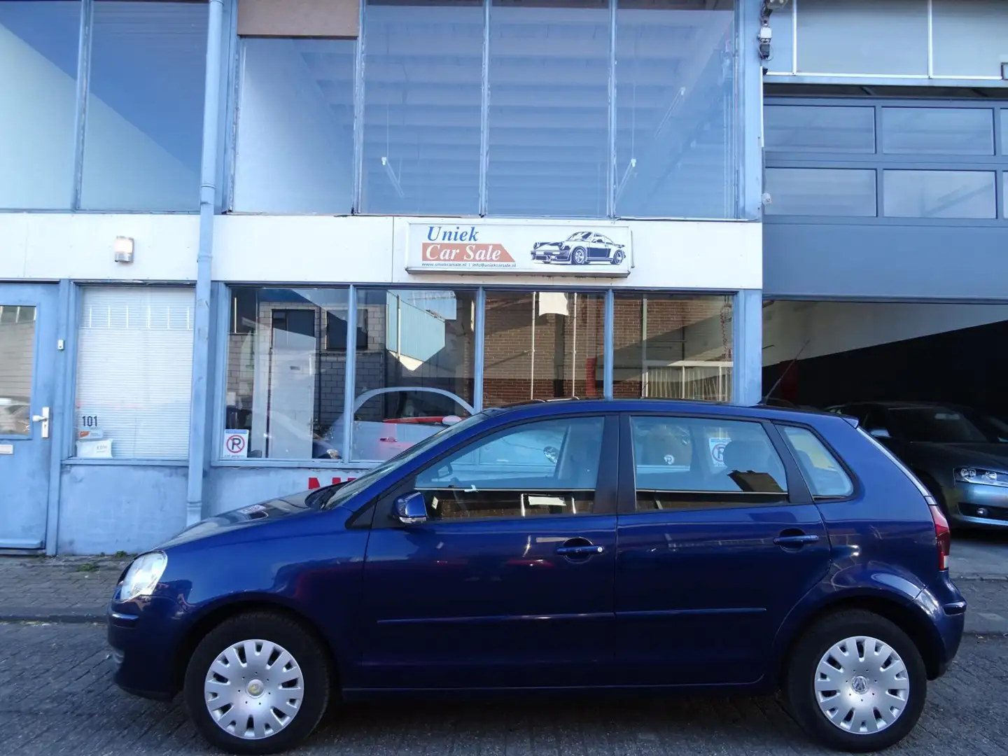 Volkswagen Polo 1.2 Optive Blauw - 2