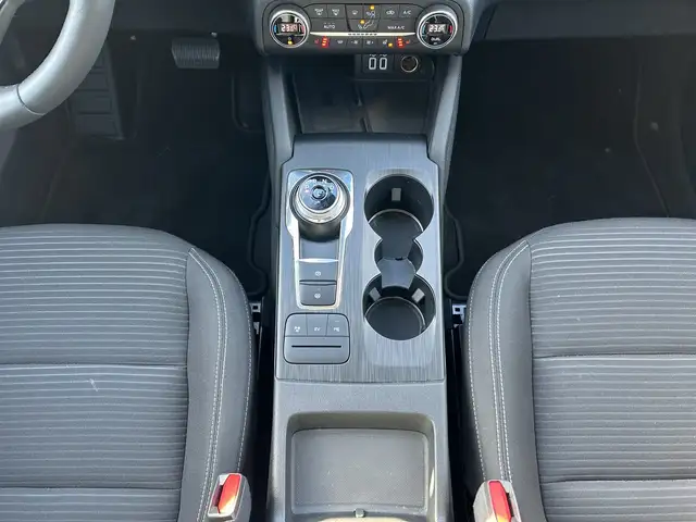 Ford Kuga view 9