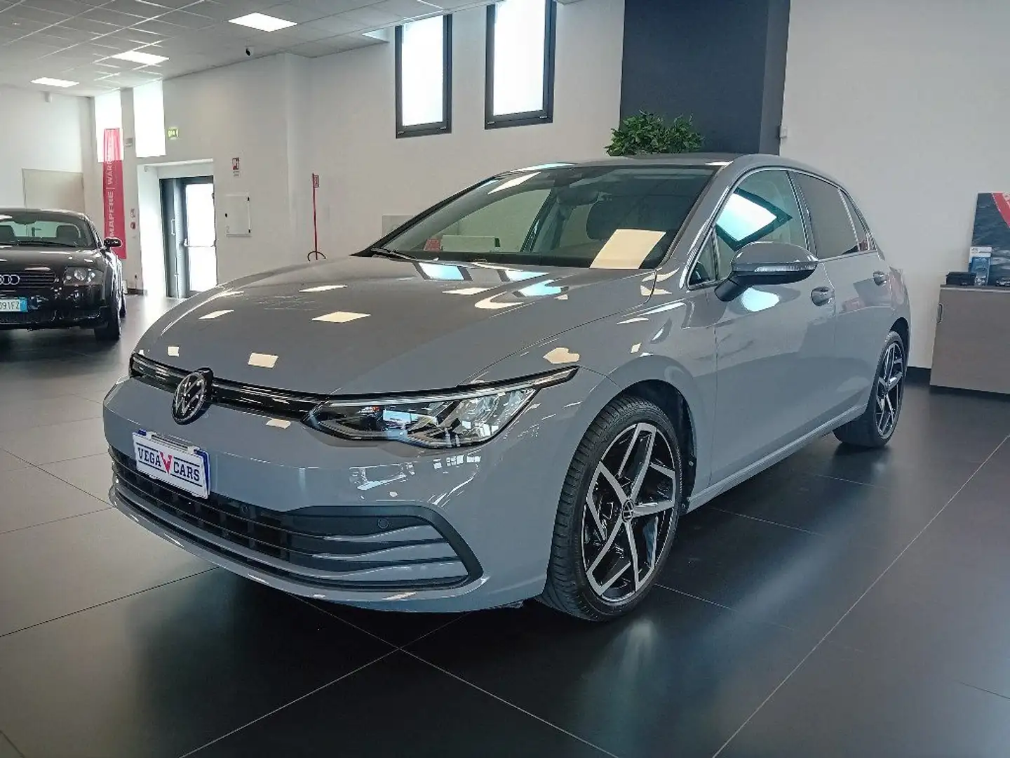 Volkswagen Golf 1.5 TGI DSG Life OFFERTA SUPERPROMO!! Gris - 1