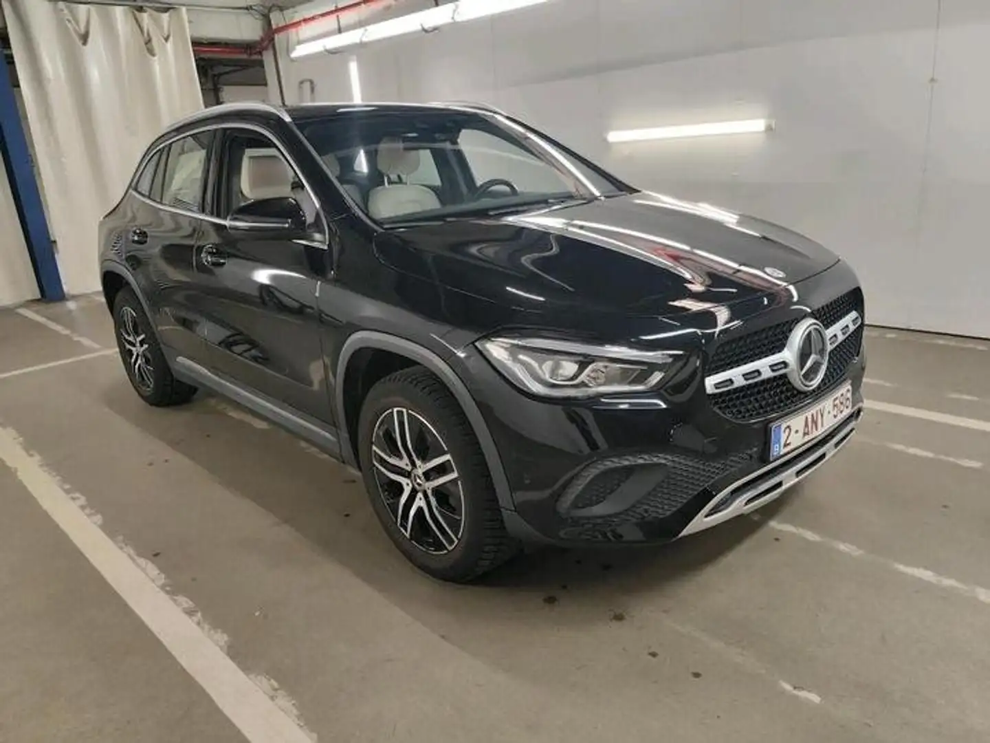 Mercedes-Benz GLA 200 Luxury 8GTRONIC ***CUIR-FULL LED-NAVI-CRUISE**** Zwart - 2