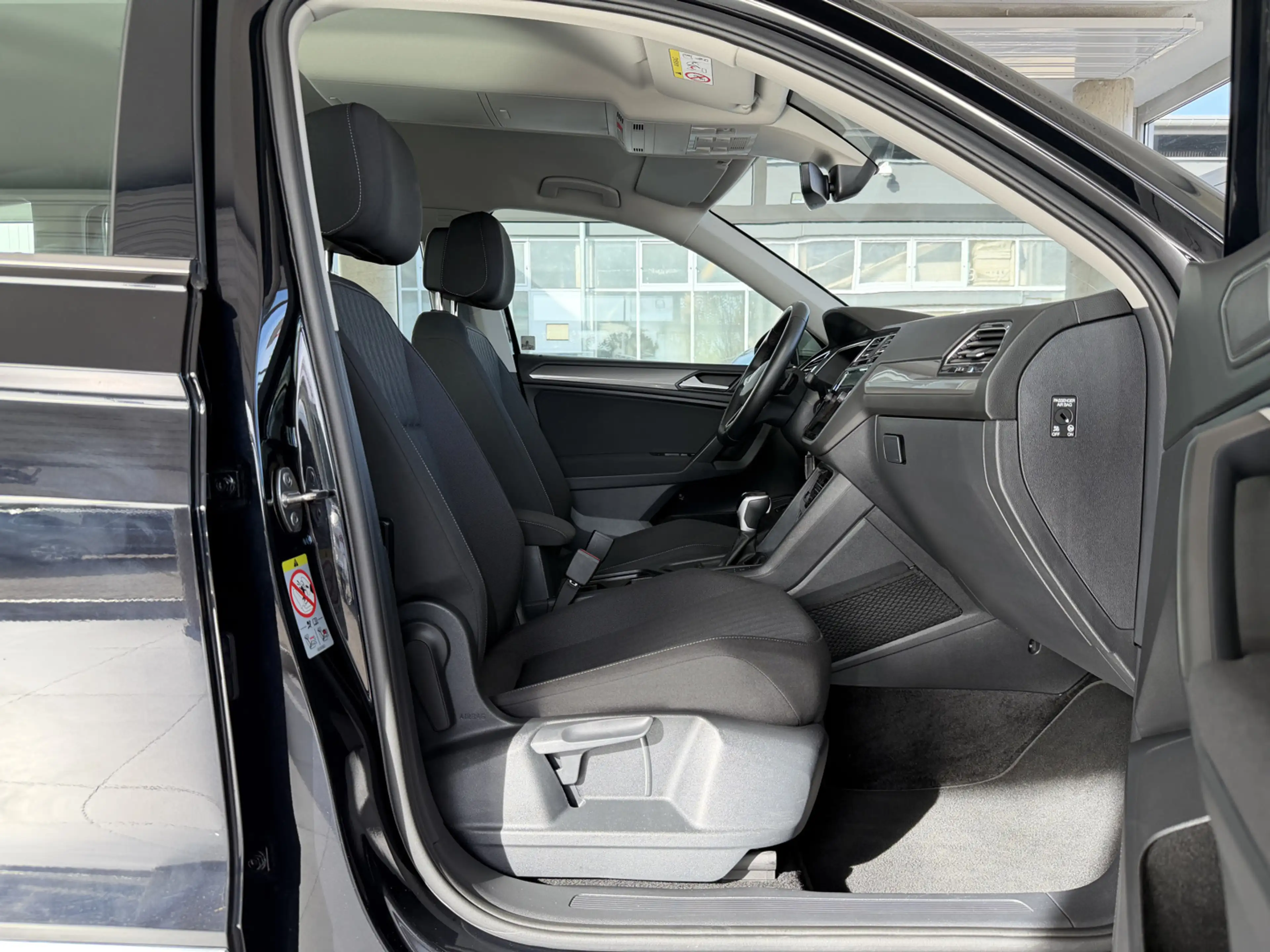 Volkswagen Tiguan Allspace Life 1.5 TSI 7.SI DSG NAVI LED PDC SHZG AHK BT — photo 10