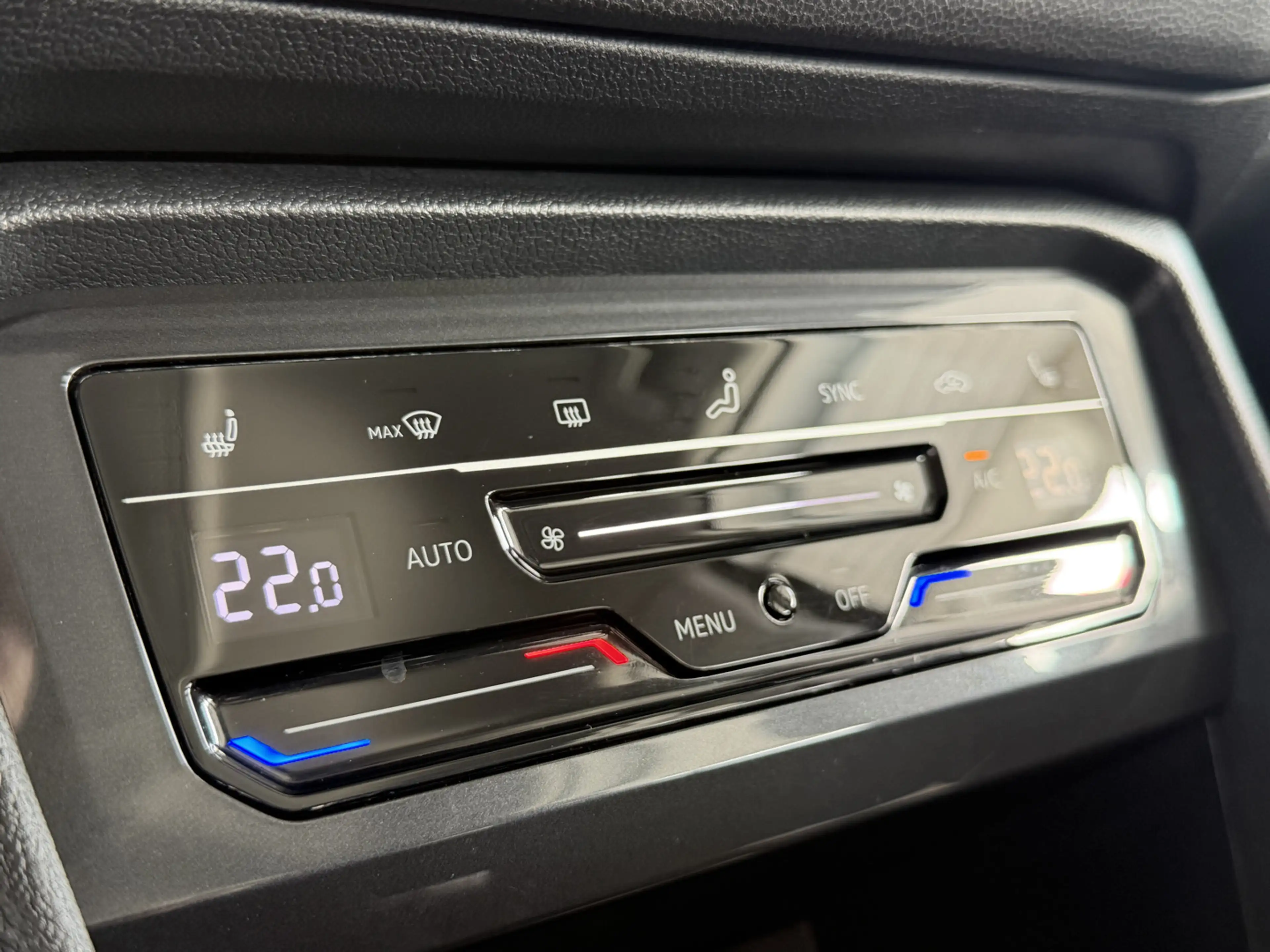 Volkswagen Tiguan Allspace Life 1.5 TSI 7.SI DSG NAVI LED PDC SHZG AHK BT — photo 15