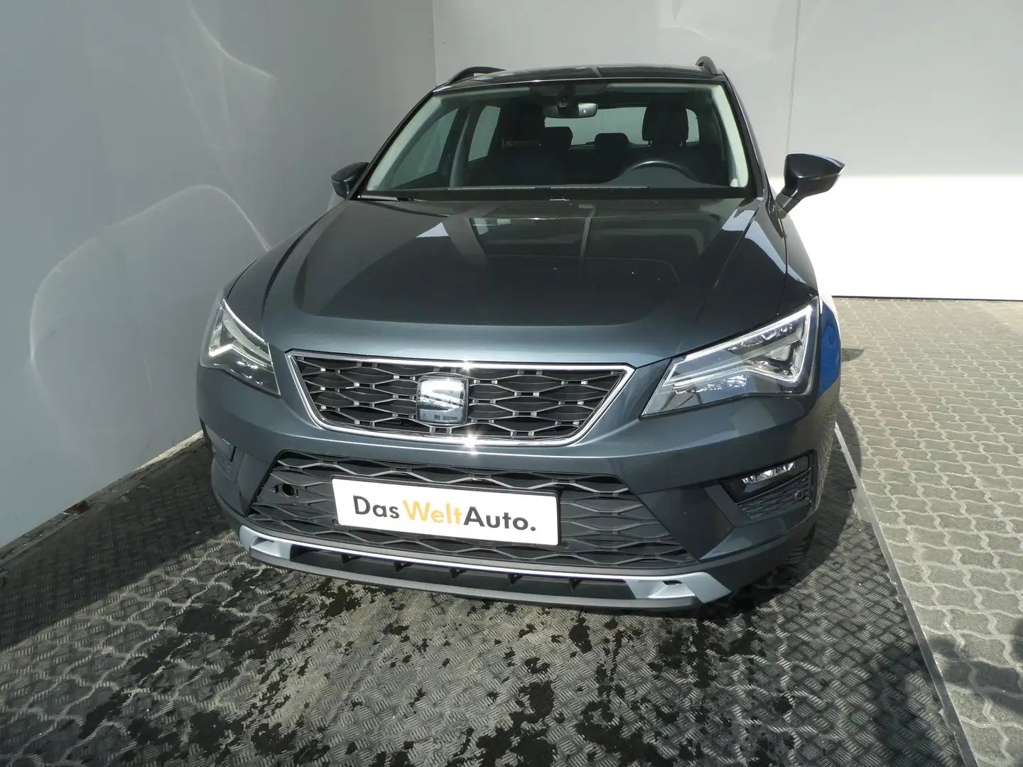 SEAT Ateca Style 1.4 TSI ACT Grau - 2