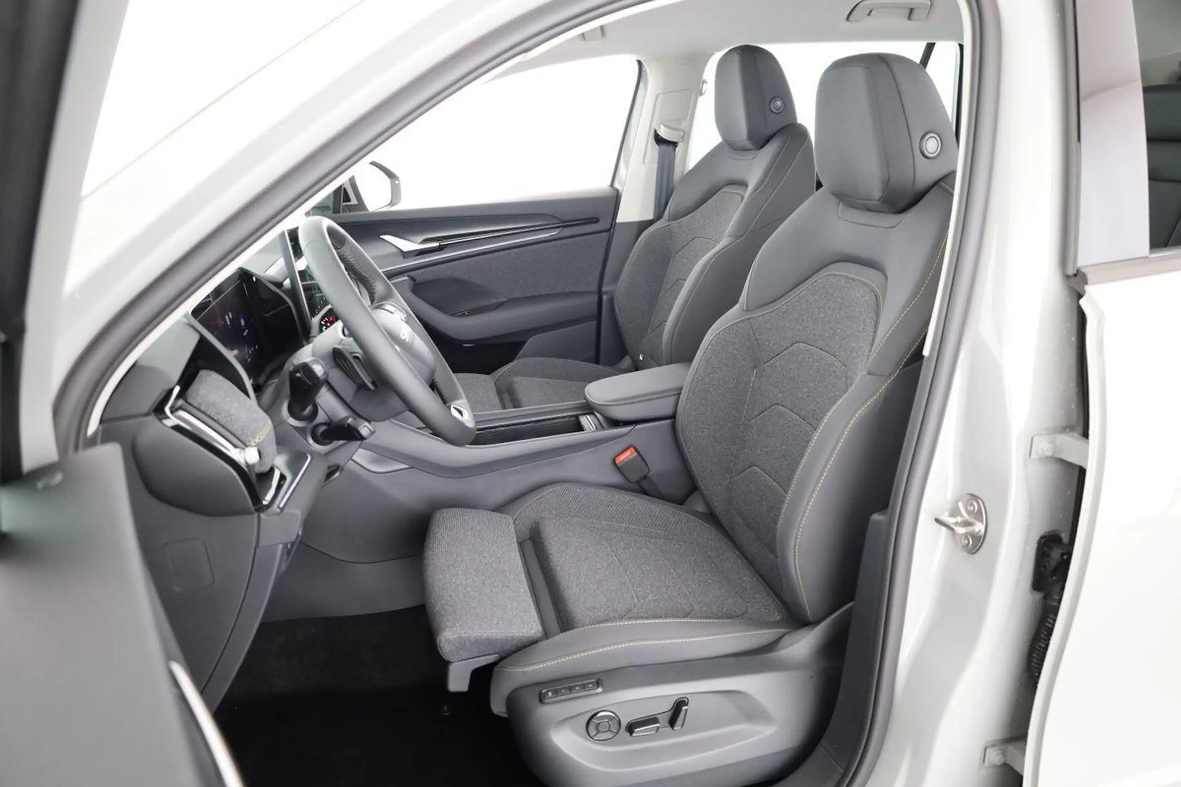 Skoda Kodiaq 2.0 TDI 110 kW Selection DSG Selection, 7-Sitze... — photo 10