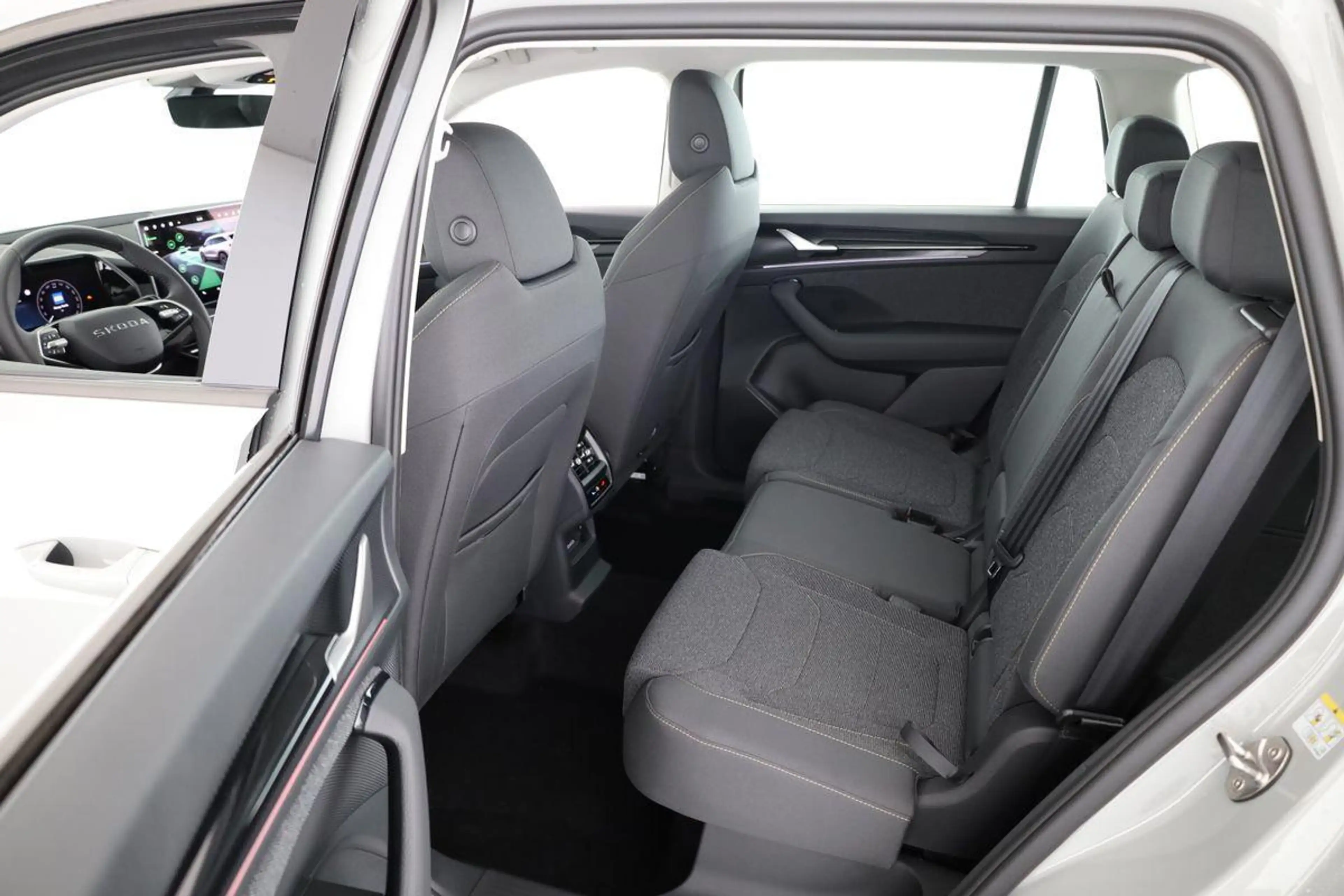 Skoda Kodiaq 2.0 TDI 110 kW Selection DSG Selection, 7-Sitze... — photo 11