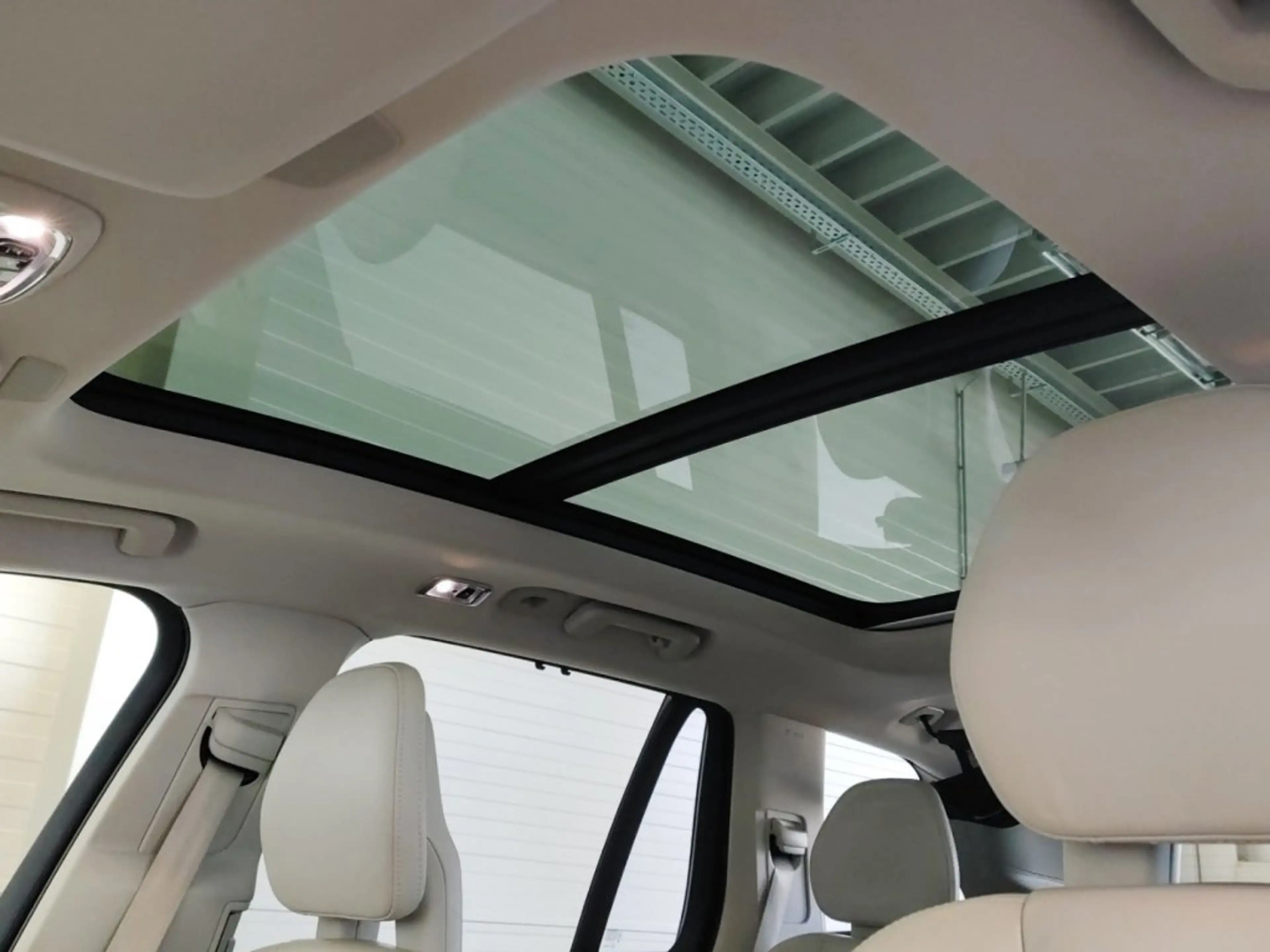 Volvo XC90 B5 (D) AWD Inscription 7-Sitzer — photo 13
