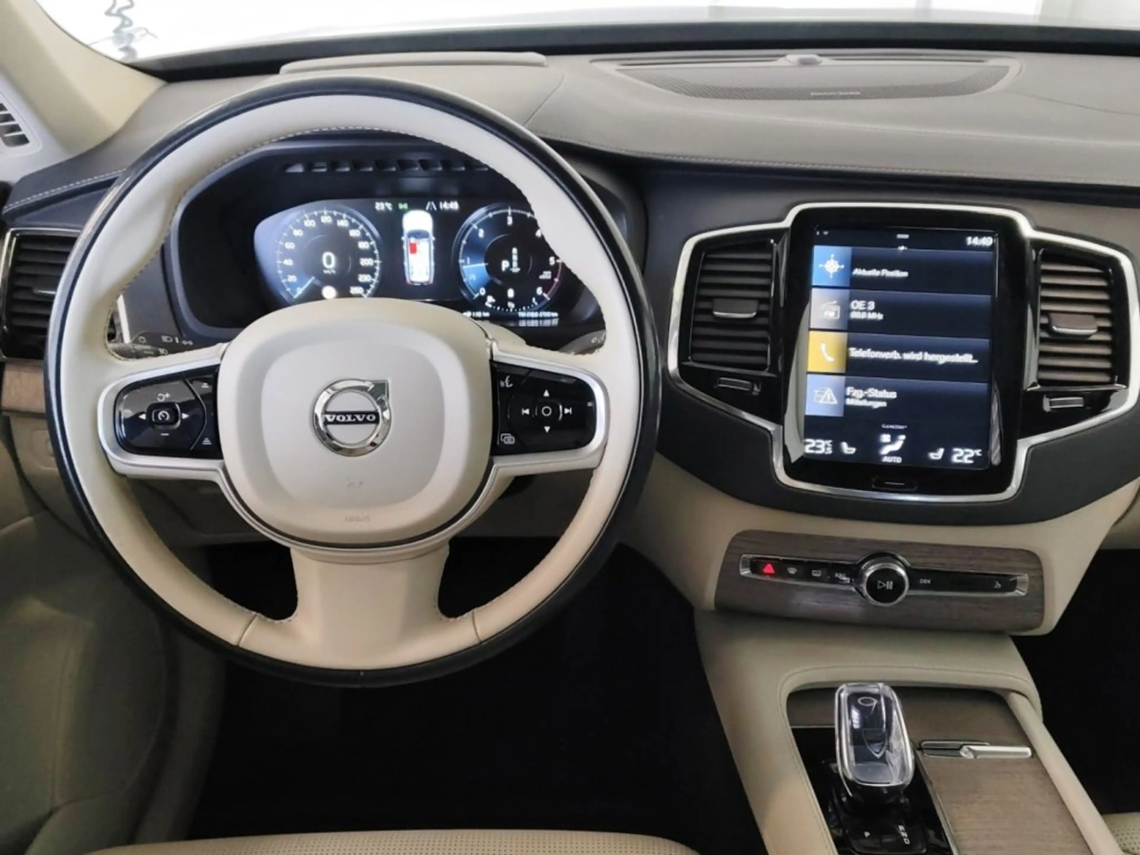 Volvo XC90 B5 (D) AWD Inscription 7-Sitzer — photo 9