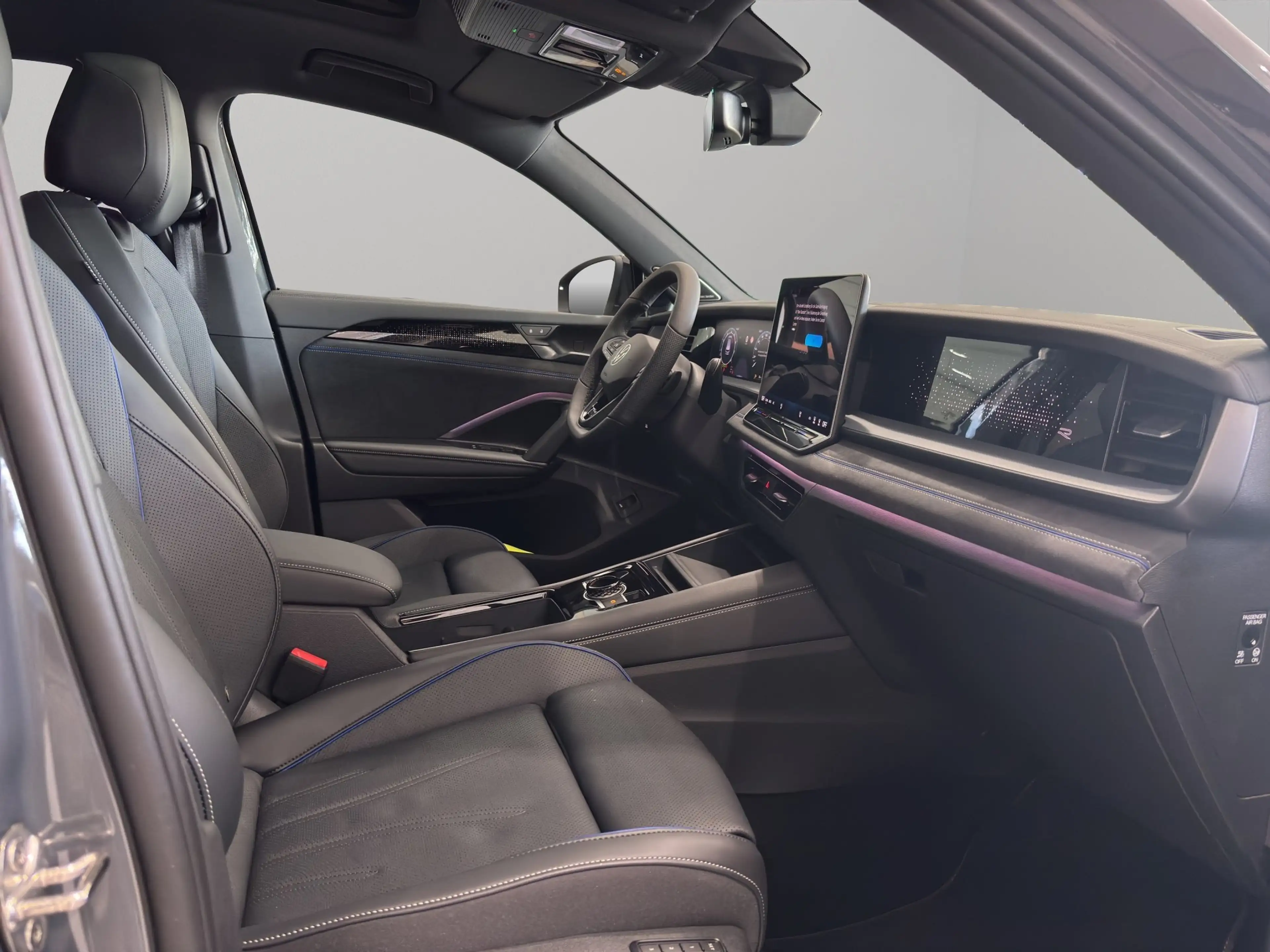 Volkswagen Tayron R-Line (WR/AHK/BlackStyle) 2.0 l TSI 4MOTION 7-Gan — photo 6